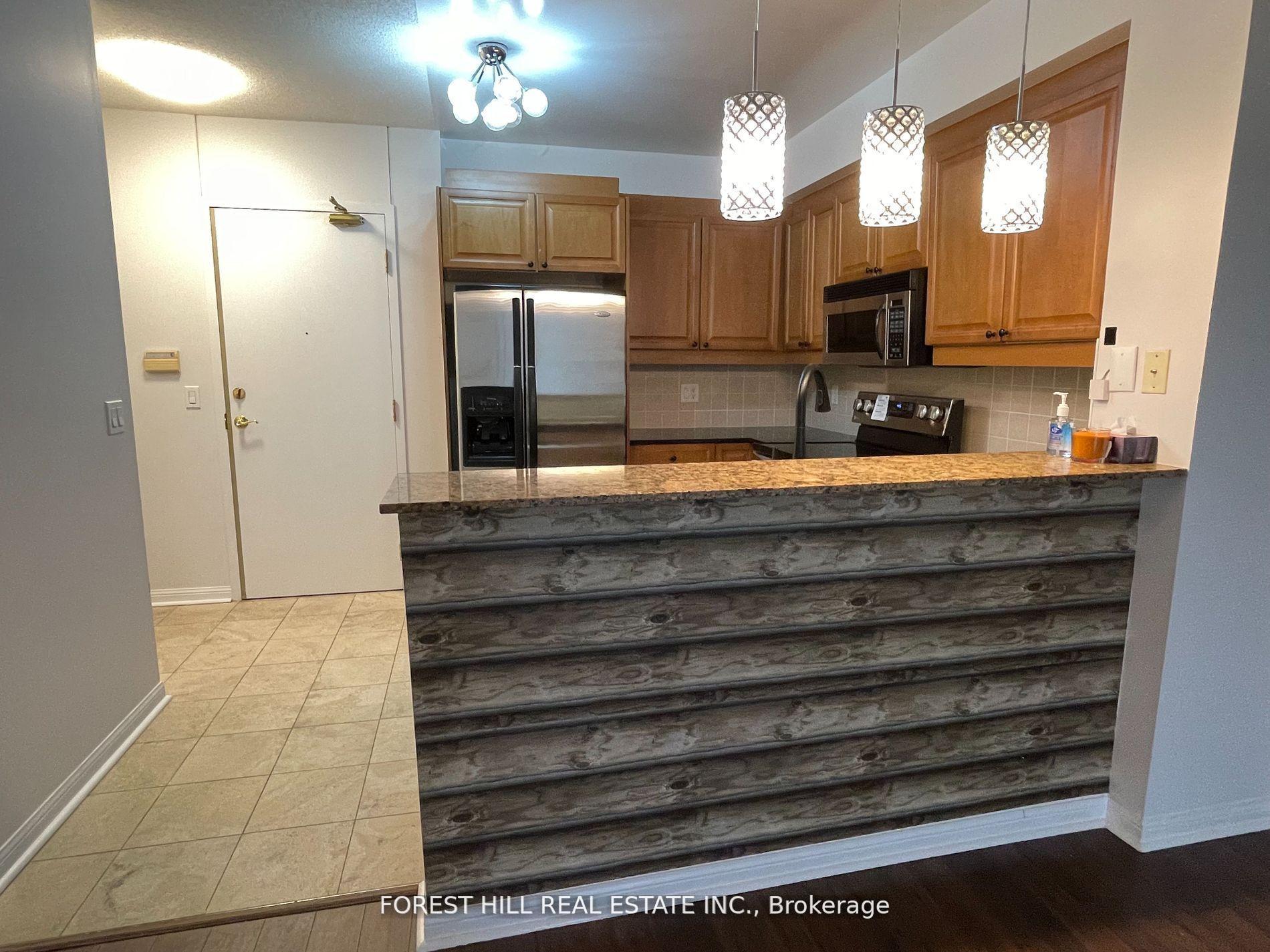 Photo 5 of Unit 207, 1801 Bayview Avenue, Toronto, Leaside — HOMEH