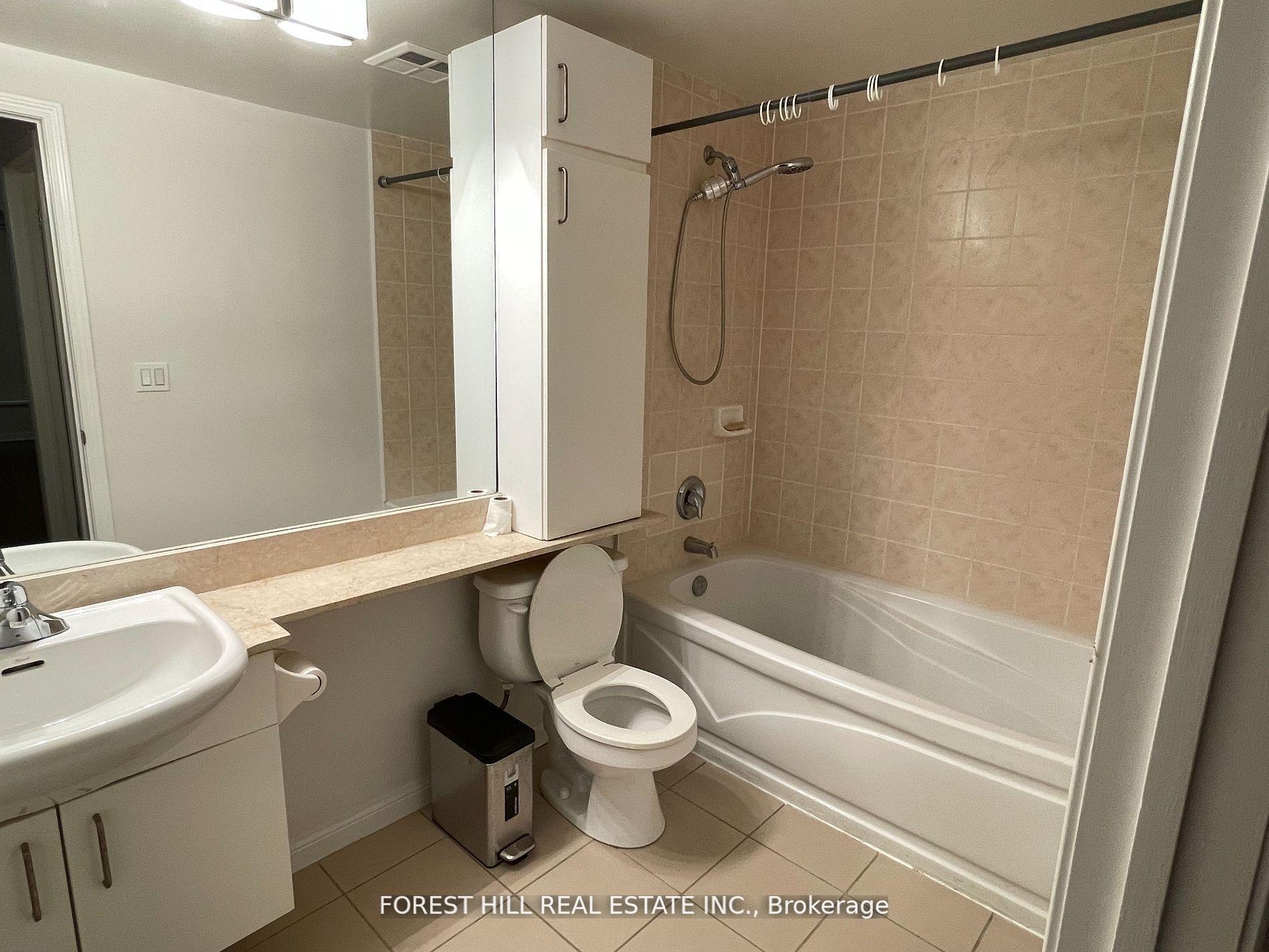 Photo 11 of Unit 207, 1801 Bayview Avenue, Toronto, Leaside — HOMEH