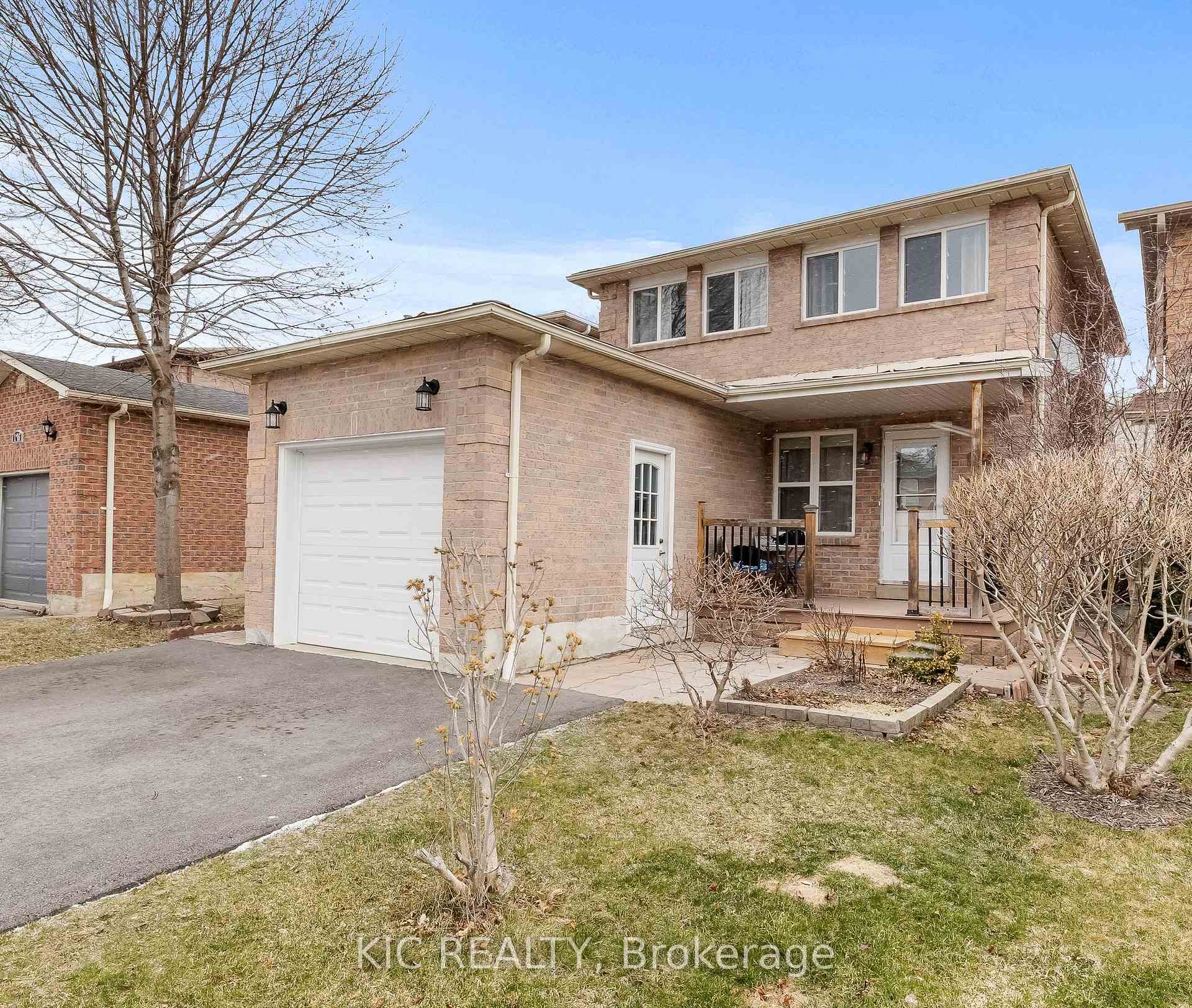 Photo 3 of 174 Ravenscroft Road, Ajax, Central West — HOMEH