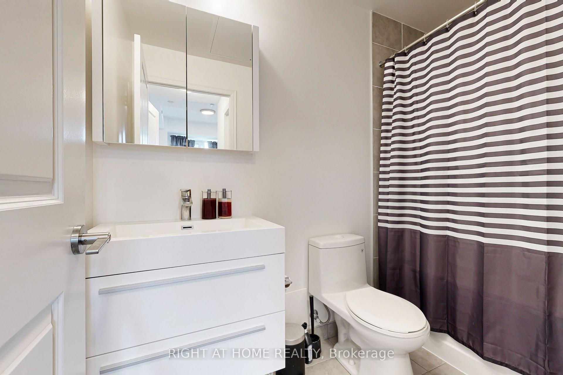 Photo 17 of Unit 906, 10 Rouge Valley Drive W, Markham, Unionville — HOMEH