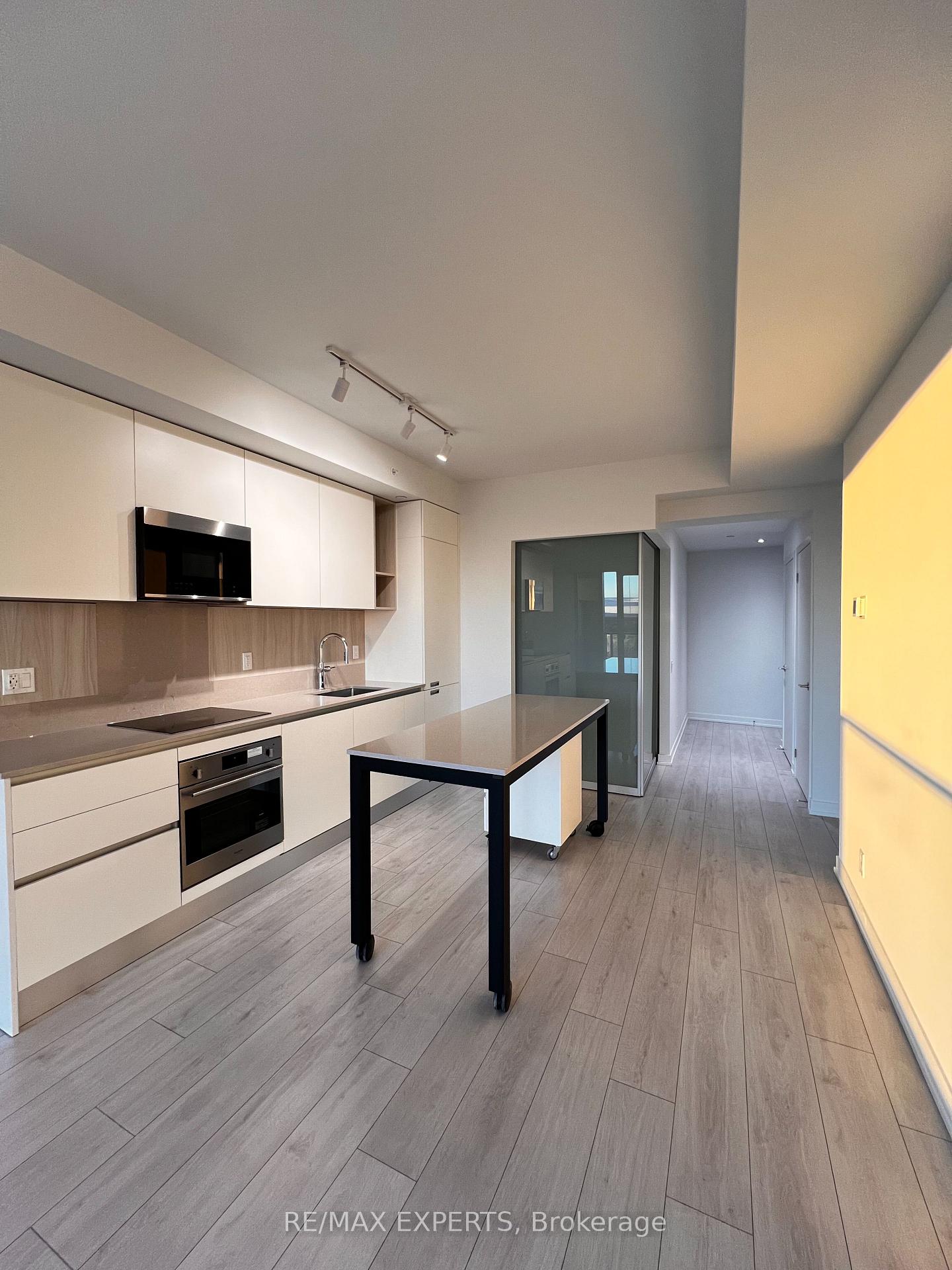 Photo 9 of Unit 1612, 39 Mary Street, Barrie, City Centre — HOMEH
