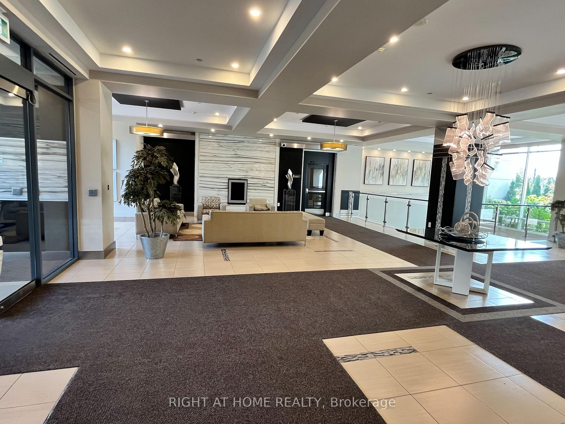 Photo 6 of Unit 1110, 55 South Town Centre Boulevard S, Markham, Unionville — HOMEH