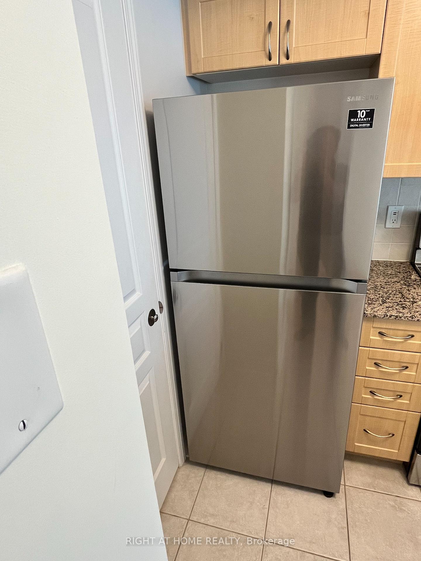 Photo 11 of Unit 1110, 55 South Town Centre Boulevard S, Markham, Unionville — HOMEH