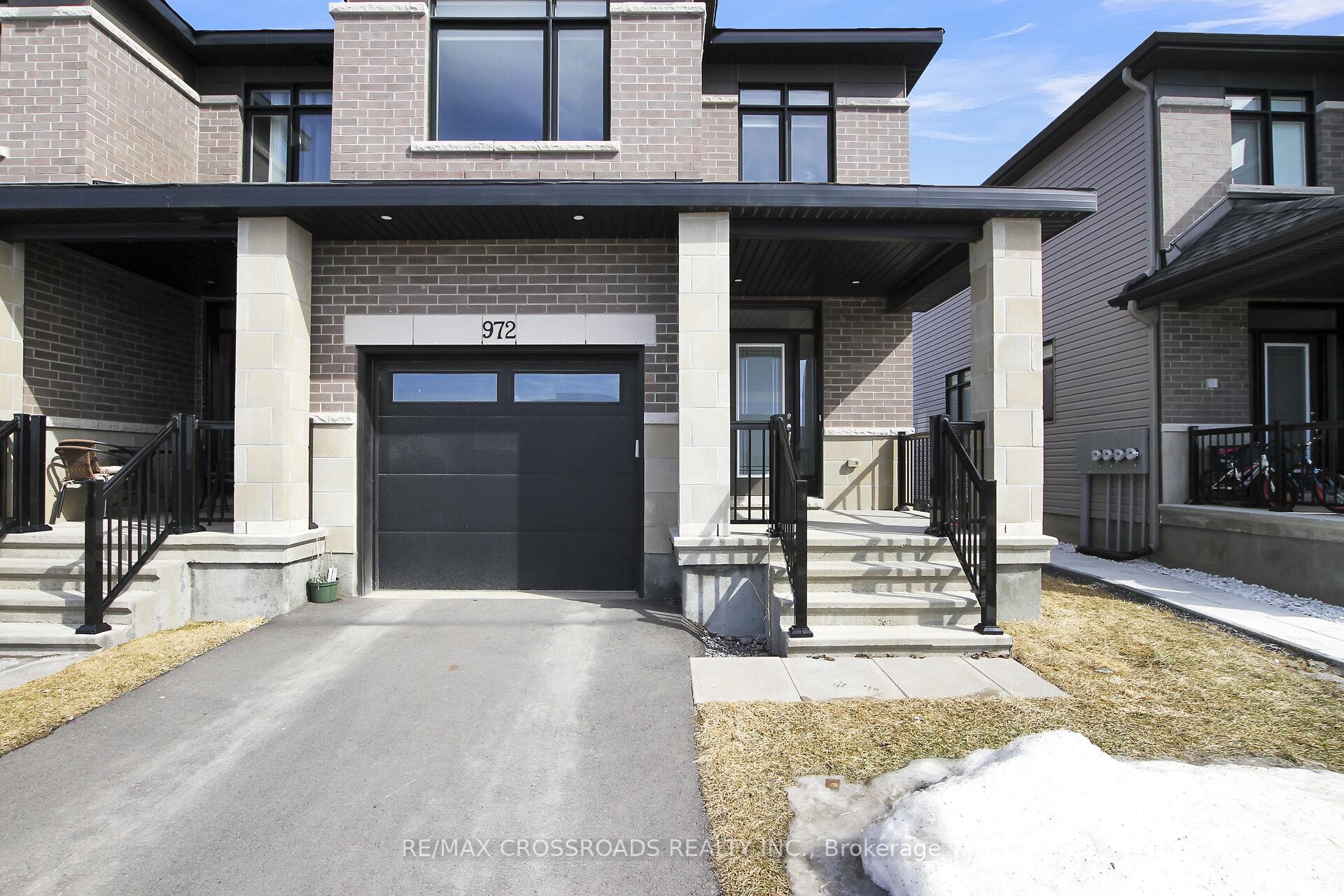 Photo 2 of 972 Brian Good Avenue, Ottawa, Riverside South/Gloucester Glen — HOMEH