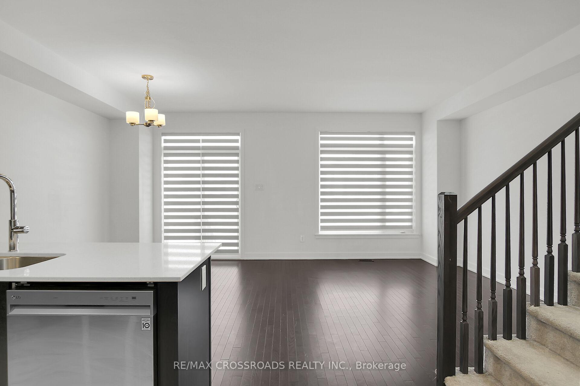 Photo 15 of 972 Brian Good Avenue, Ottawa, Riverside South/Gloucester Glen — HOMEH