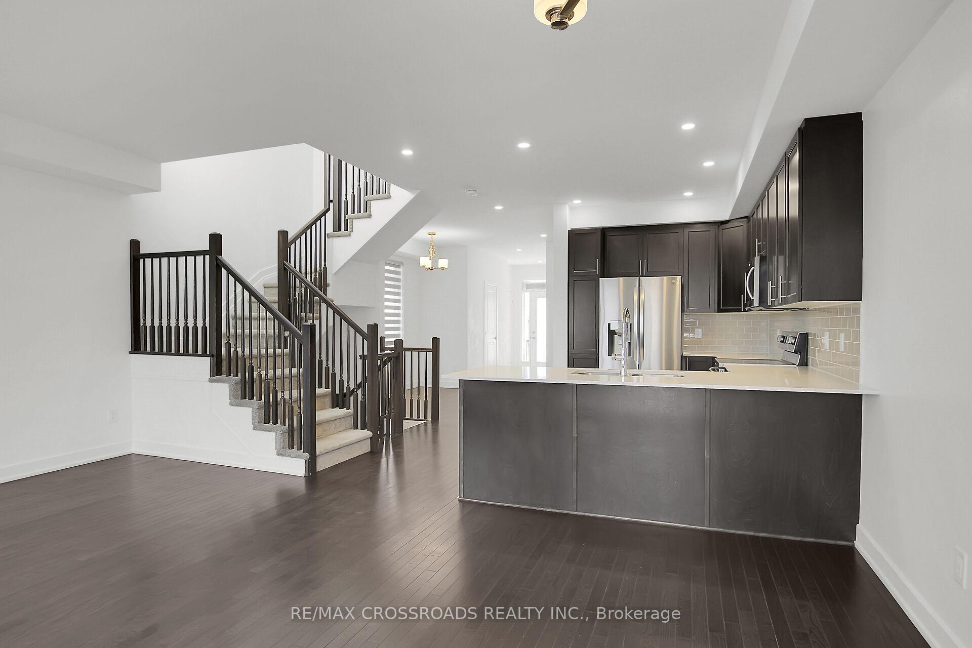 Photo 23 of 972 Brian Good Avenue, Ottawa, Riverside South/Gloucester Glen — HOMEH