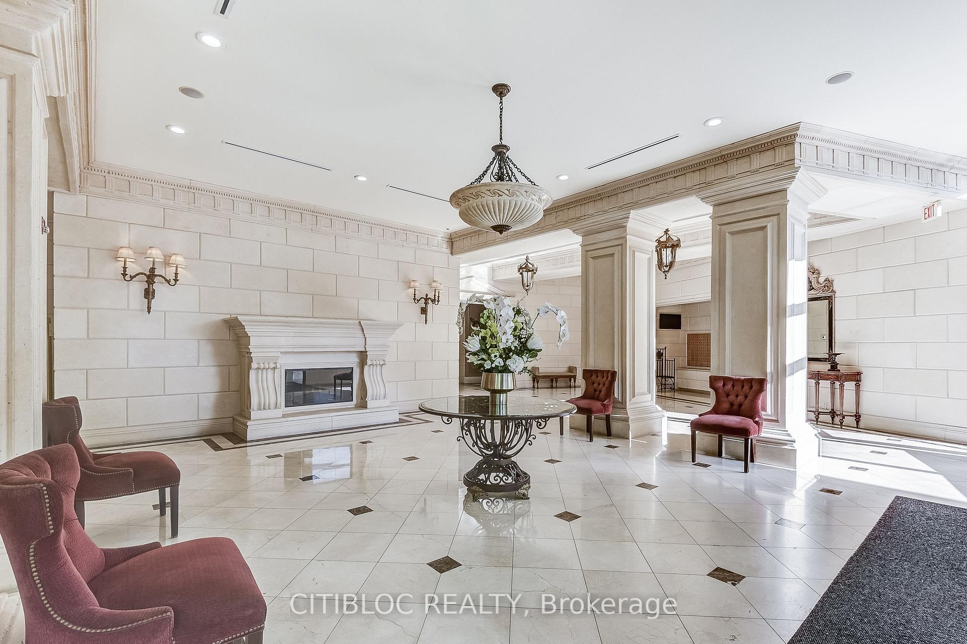 Photo 4 of Unit 1614, 9225 Jane Street, Vaughan, Maple — HOMEH