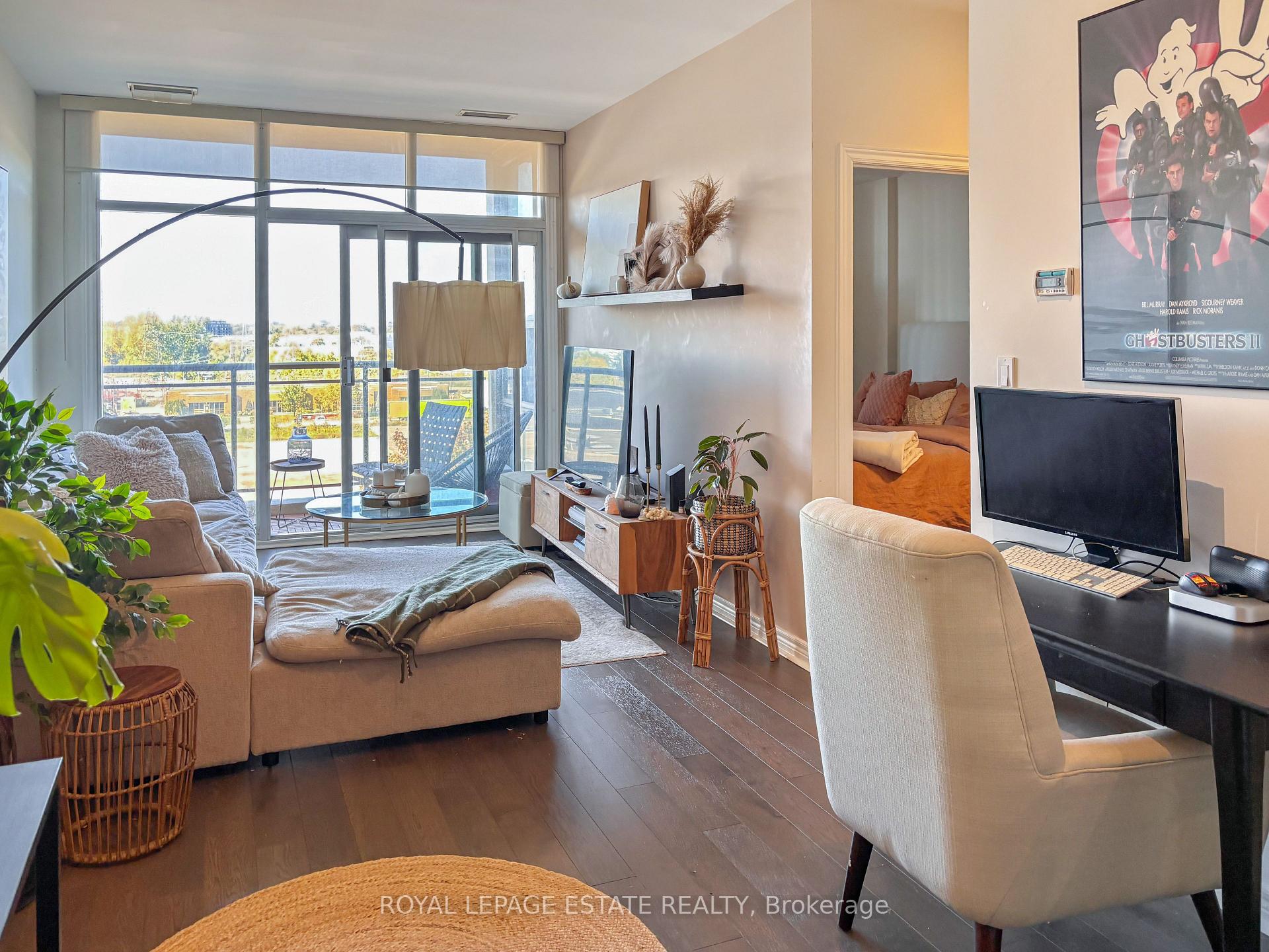 Photo 4 of Unit 508, 1 Leaside Park Drive, Toronto, Thorncliffe Park — HOMEH