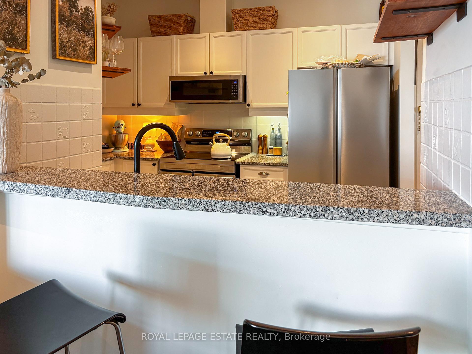 Photo 12 of Unit 508, 1 Leaside Park Drive, Toronto, Thorncliffe Park — HOMEH