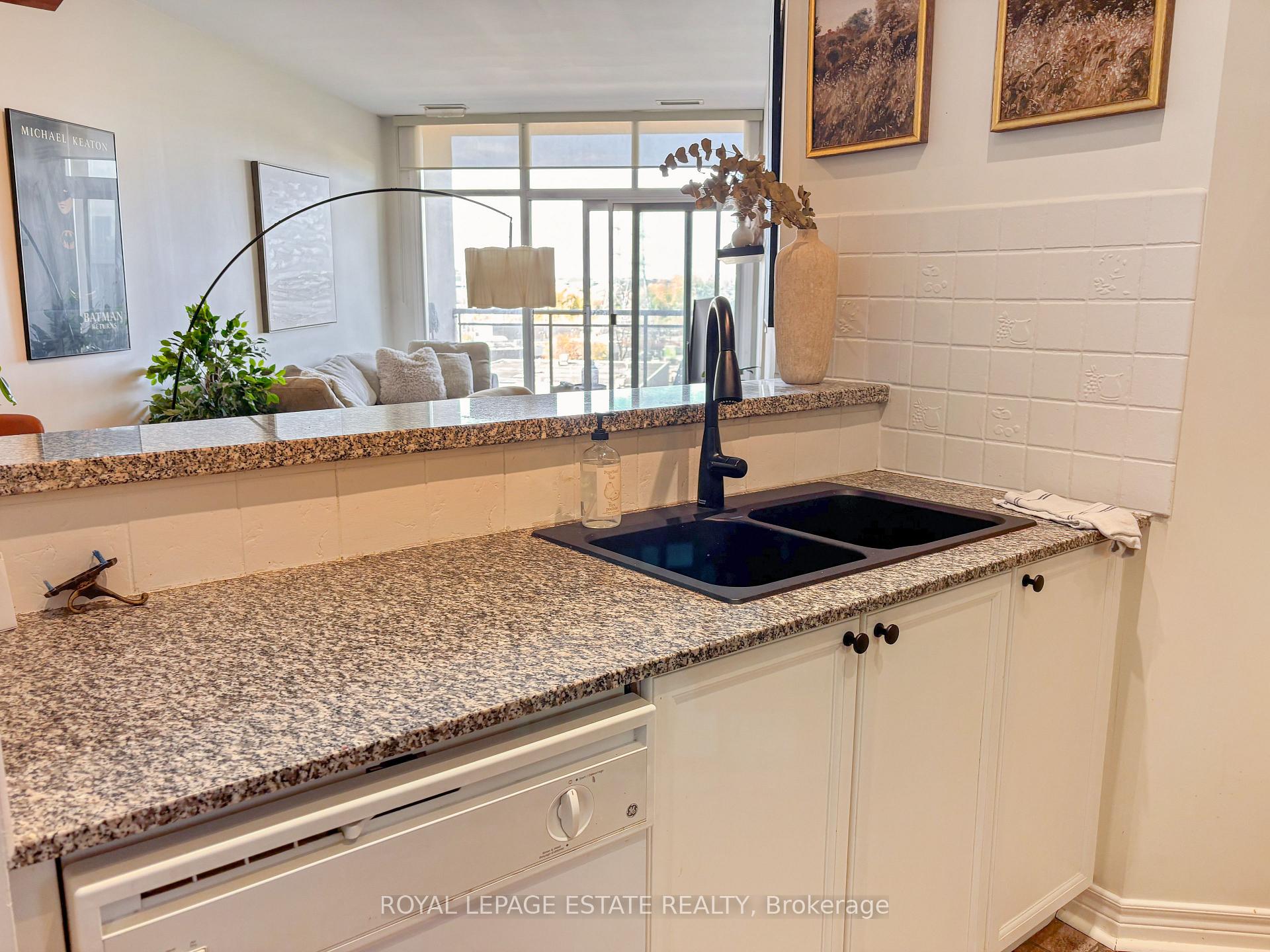 Photo 13 of Unit 508, 1 Leaside Park Drive, Toronto, Thorncliffe Park — HOMEH