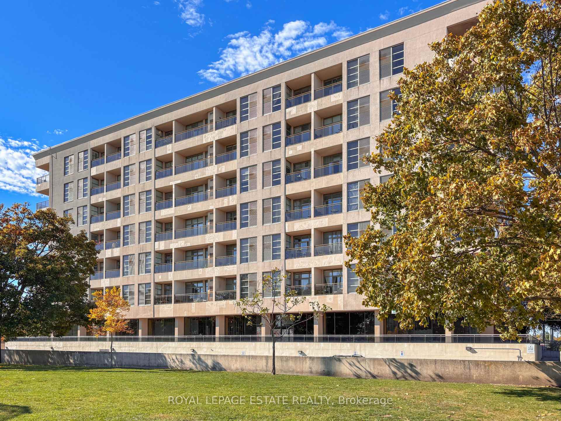 Photo 19 of Unit 508, 1 Leaside Park Drive, Toronto, Thorncliffe Park — HOMEH