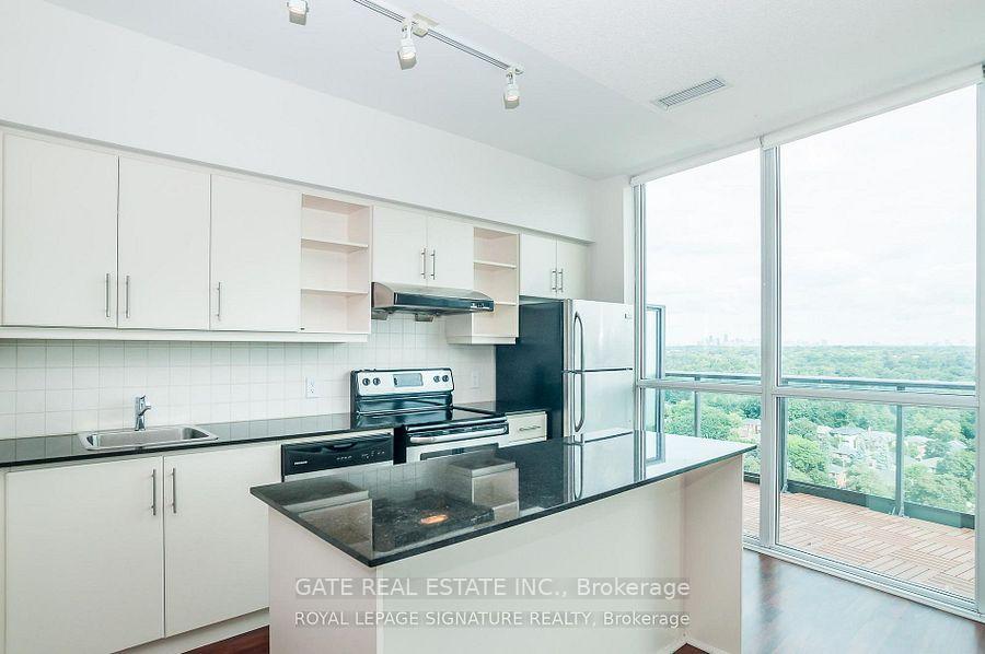 Photo 15 of Unit Ph5, 35 Brian Peck Crescent, Toronto, Leaside — HOMEH