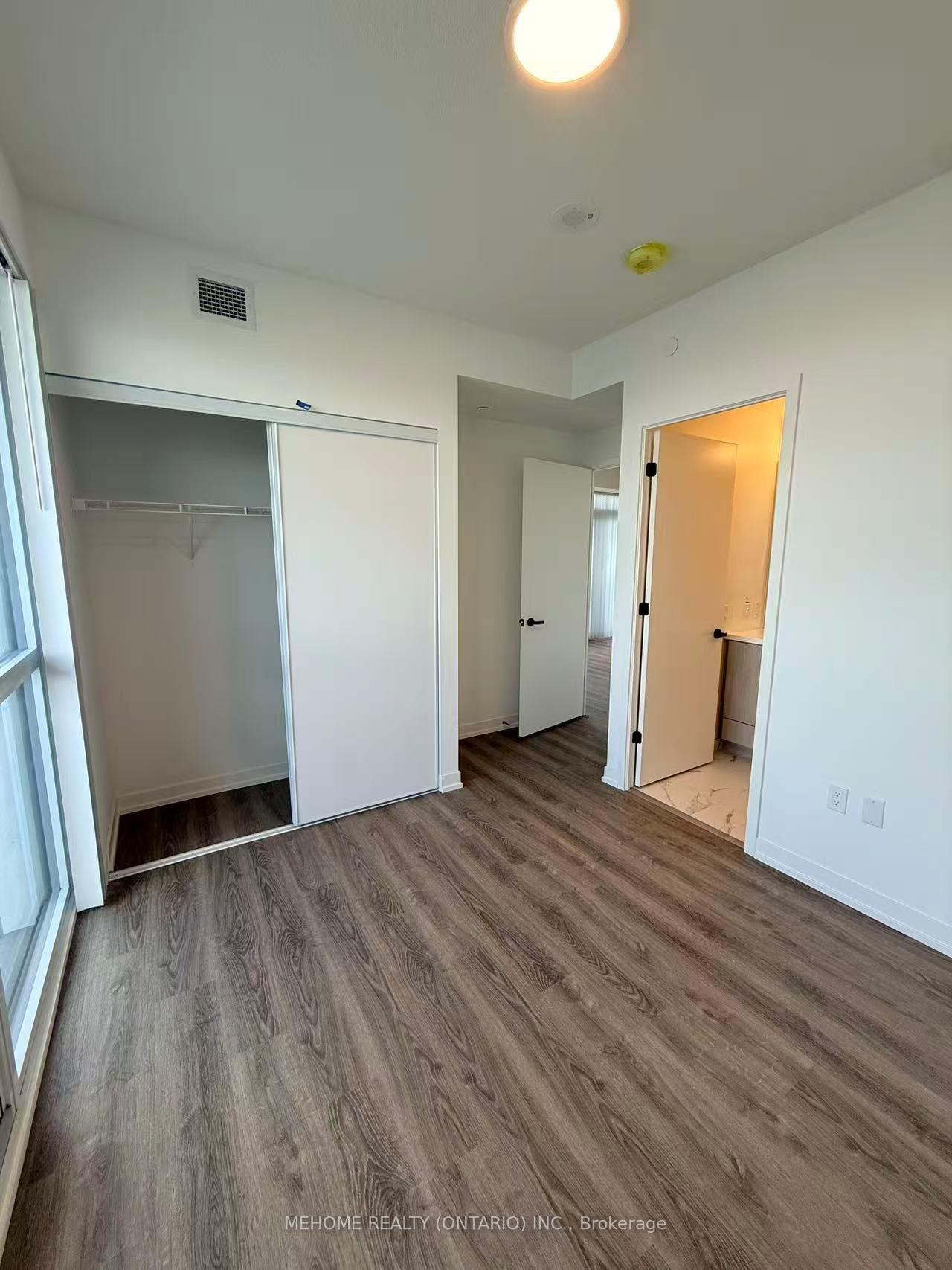 Photo 5 of Unit 1906, 8 Interchange Way, Vaughan, Vaughan Corporate Centre — HOMEH