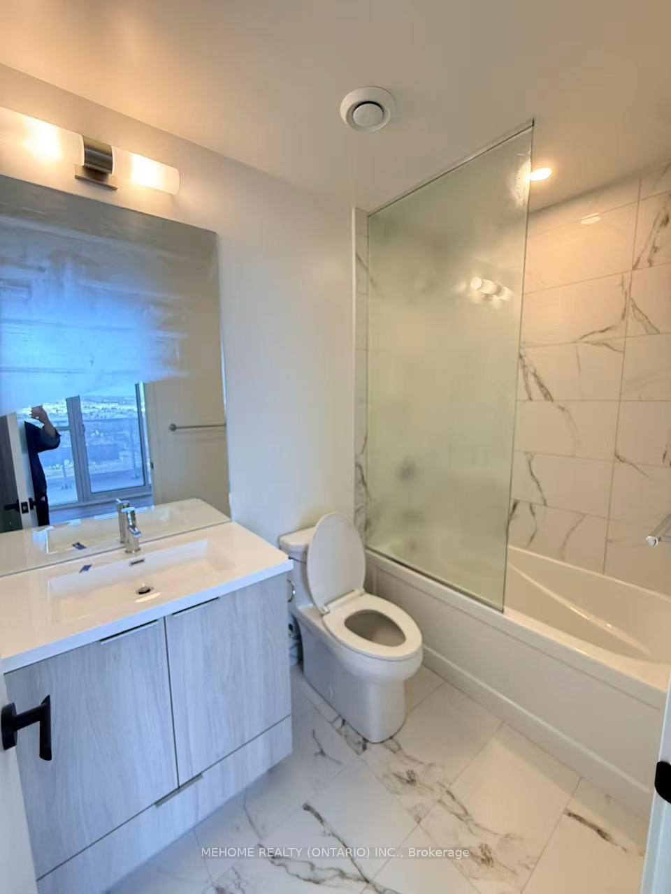 Photo 6 of Unit 1906, 8 Interchange Way, Vaughan, Vaughan Corporate Centre — HOMEH