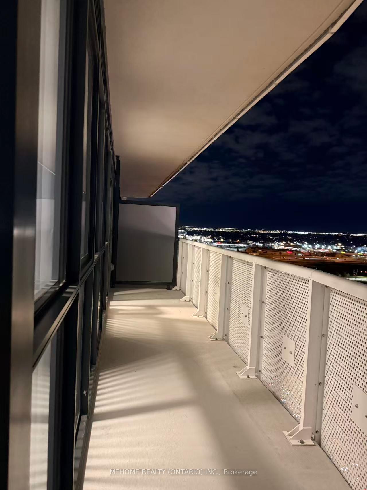 Photo 8 of Unit 1906, 8 Interchange Way, Vaughan, Vaughan Corporate Centre — HOMEH