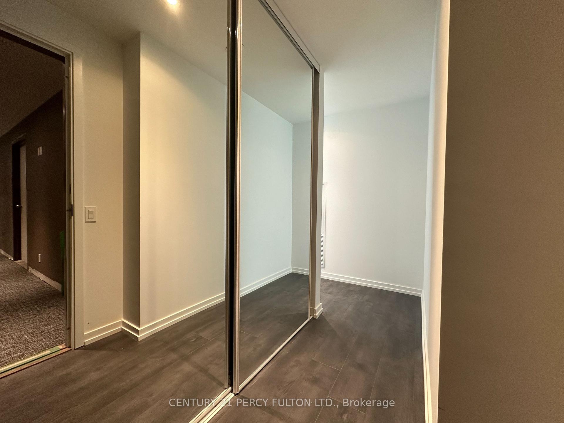 Photo 2 of Unit 2709, 7890 Jane Street, Vaughan, Vaughan Corporate Centre — HOMEH