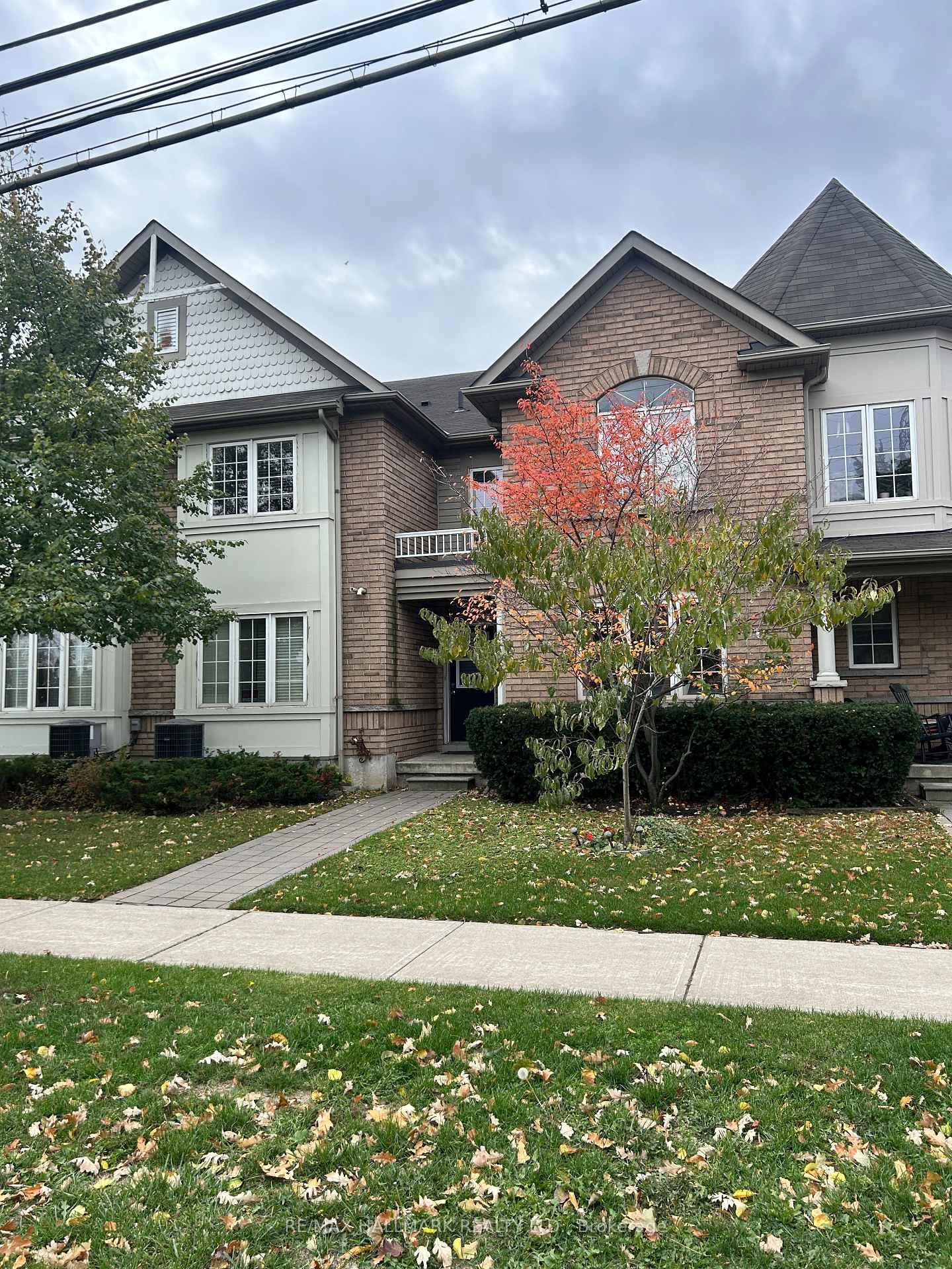 Photo 2 of Unit 15, 464 Beach Boulevard, Hamilton, Hamilton Beach — HOMEH