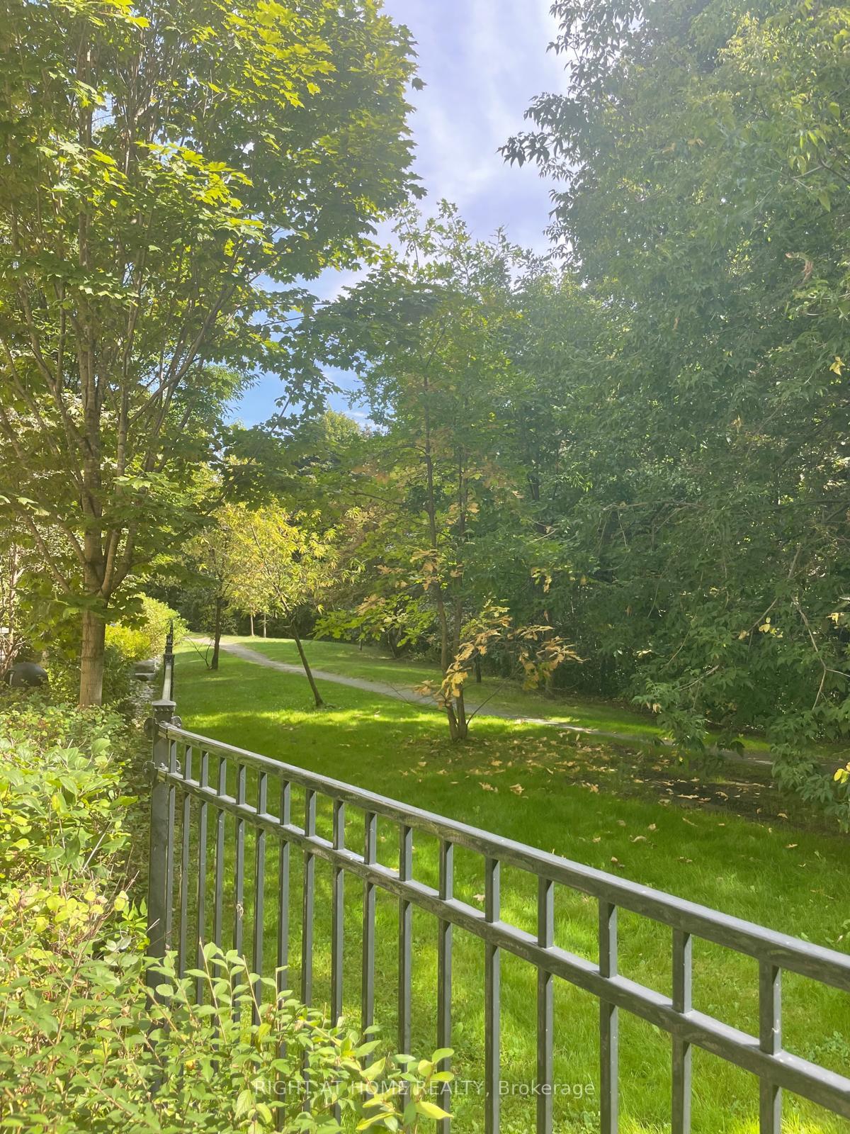 Photo 28 of Unit 613, 20 Bloorview Place, North York, Don Valley Village — HOMEH