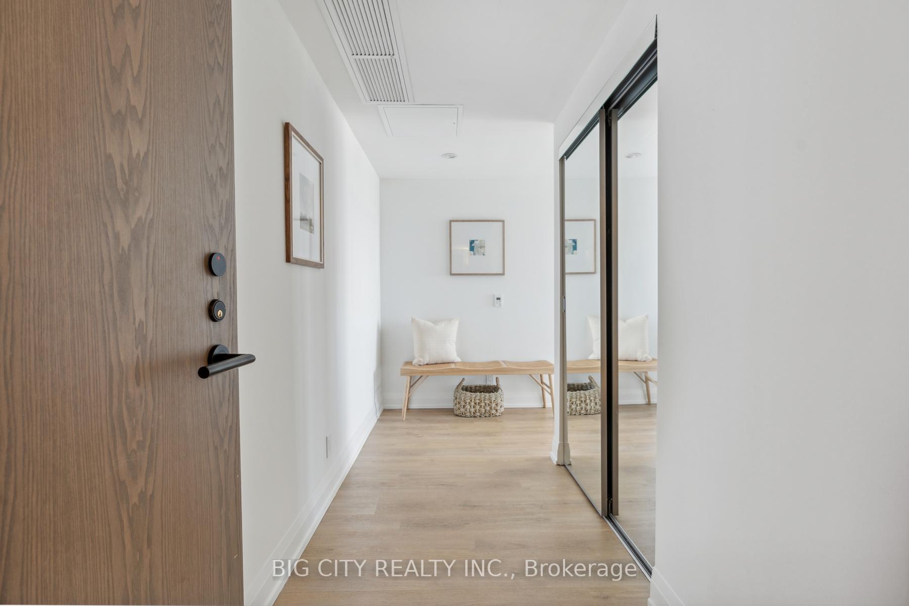Photo 3 of Unit 1410, 36 Brentcliffe Road, Toronto, Thorncliffe Park — HOMEH