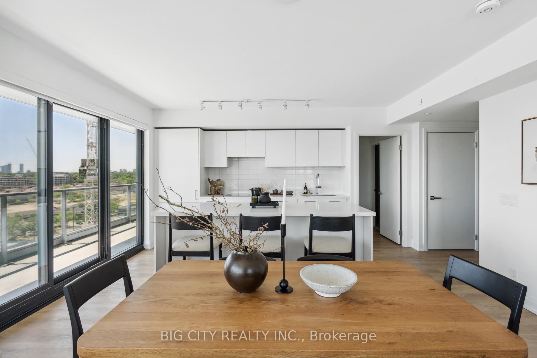 Photo 7 of Unit 1410, 36 Brentcliffe Road, Toronto, Thorncliffe Park — HOMEH