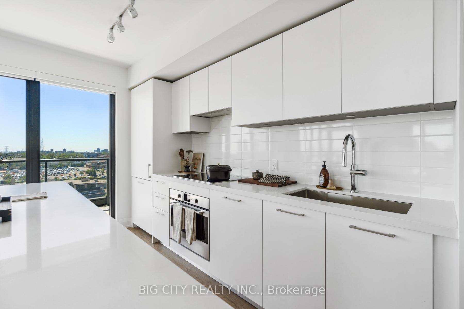 Photo 10 of Unit 1410, 36 Brentcliffe Road, Toronto, Thorncliffe Park — HOMEH