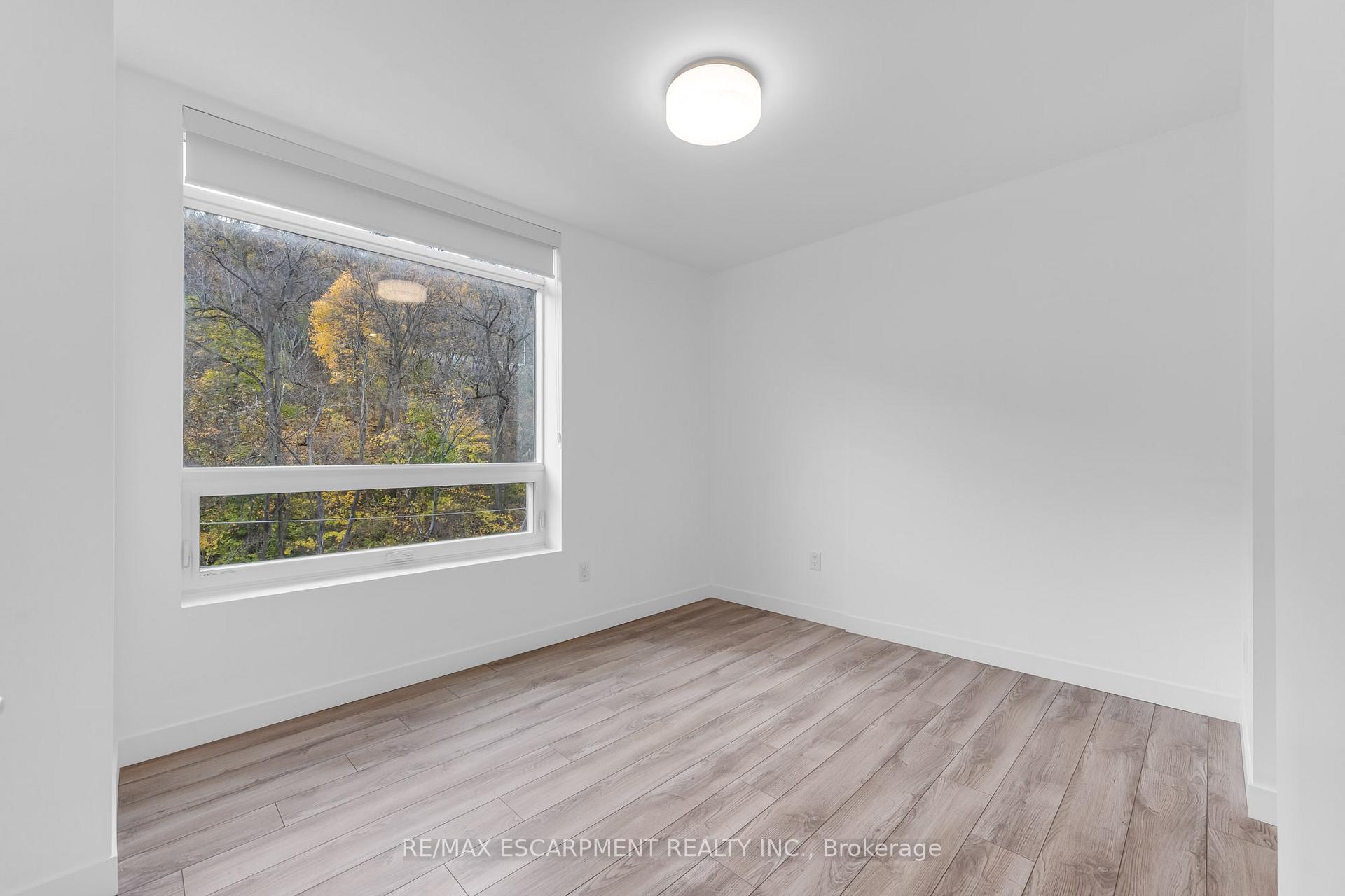 Photo 8 of Unit 503, 479 Charlton Avenue E, Hamilton, Stinson — HOMEH