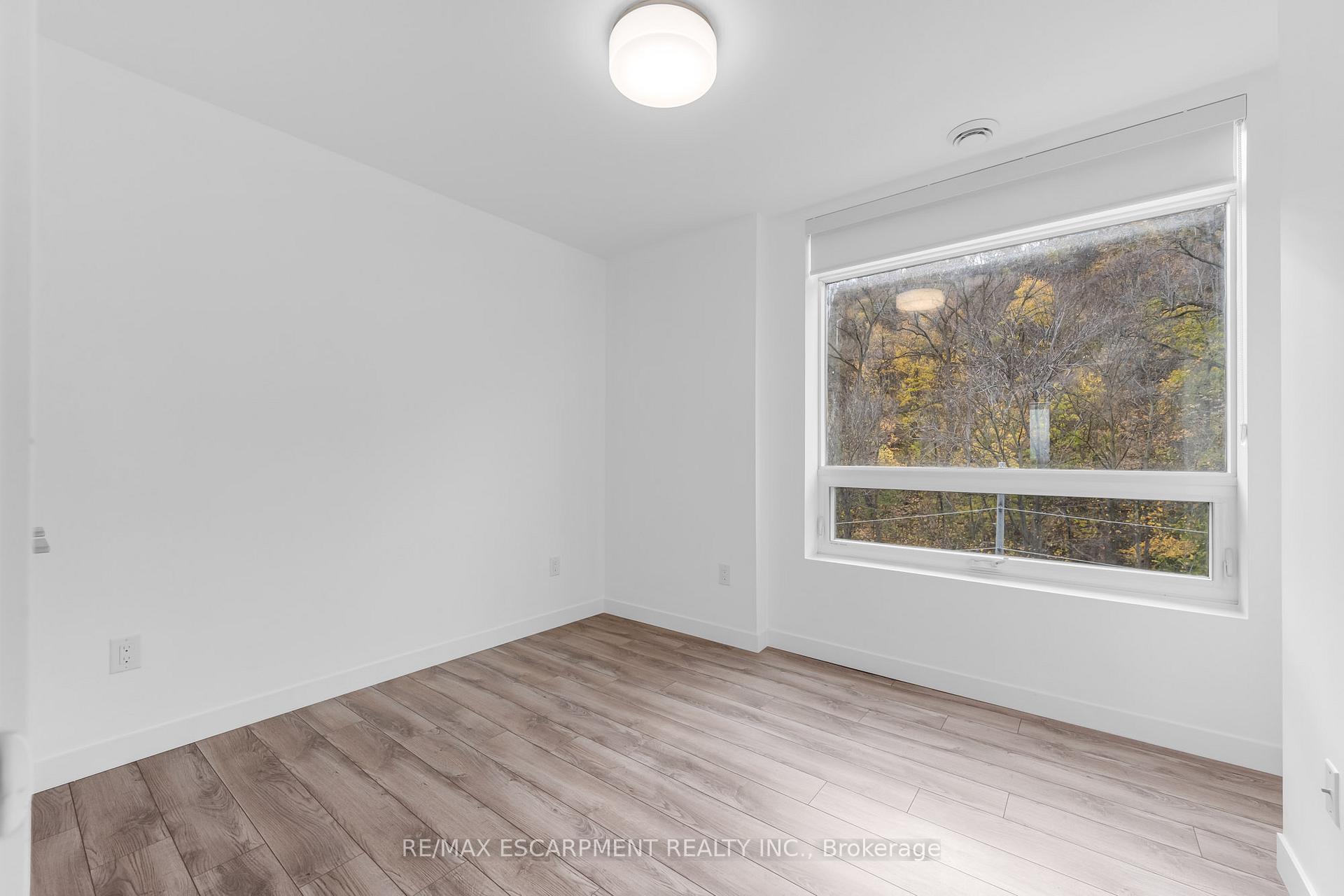 Photo 10 of Unit 503, 479 Charlton Avenue E, Hamilton, Stinson — HOMEH