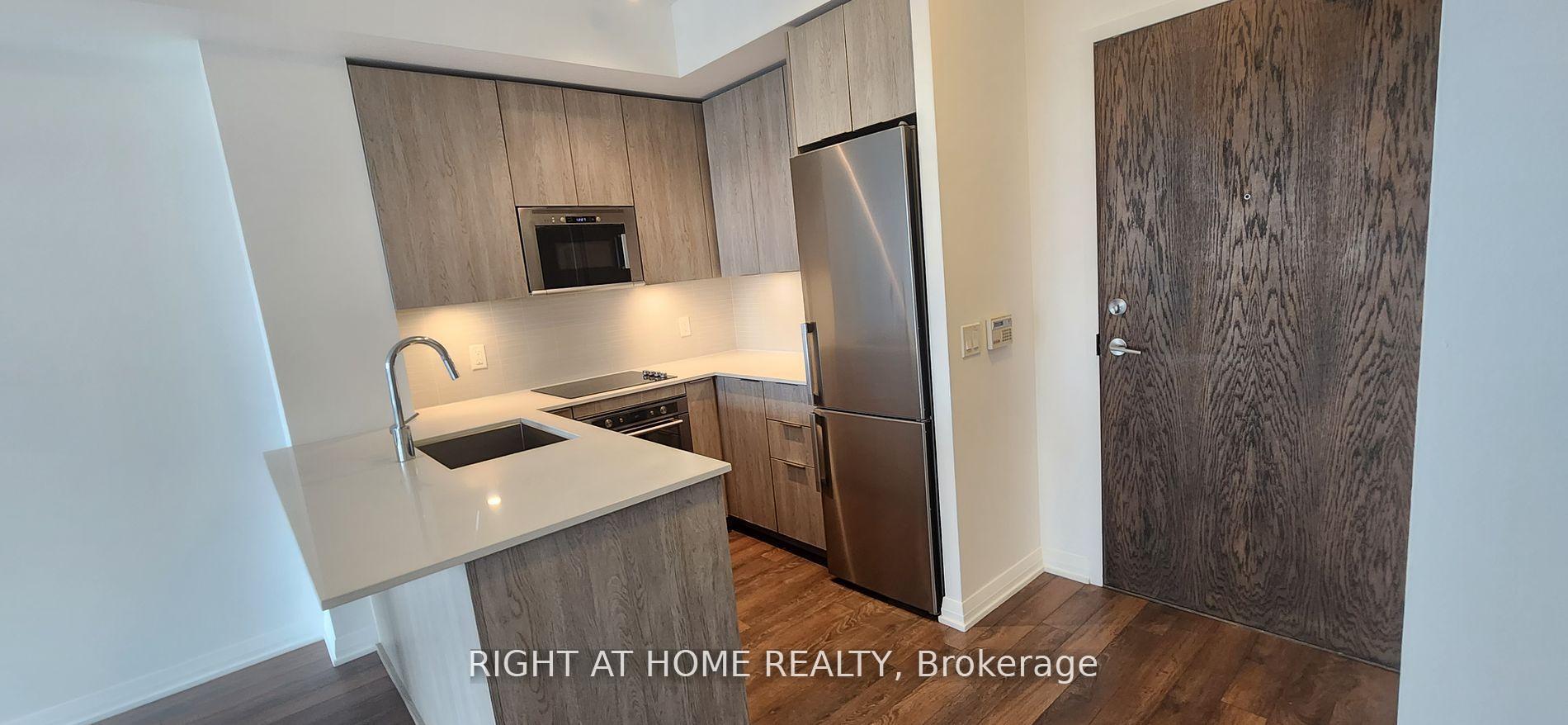 Photo 4 of Unit 311, 99 Eagle Rock Way, Vaughan, Rural Vaughan — HOMEH