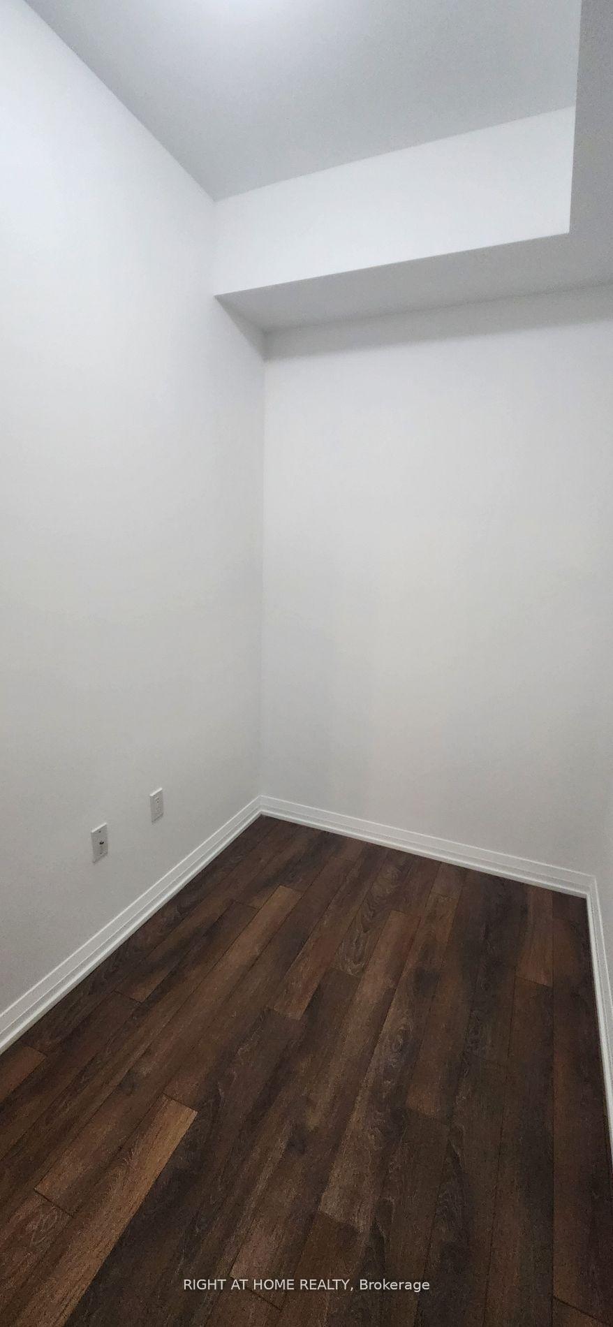 Photo 7 of Unit 311, 99 Eagle Rock Way, Vaughan, Rural Vaughan — HOMEH