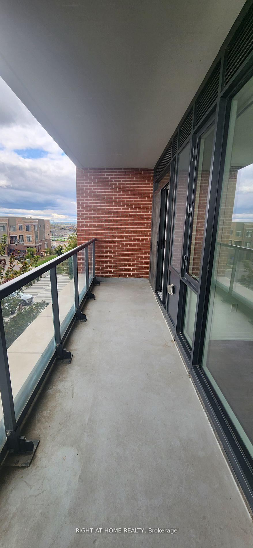 Photo 11 of Unit 311, 99 Eagle Rock Way, Vaughan, Rural Vaughan — HOMEH