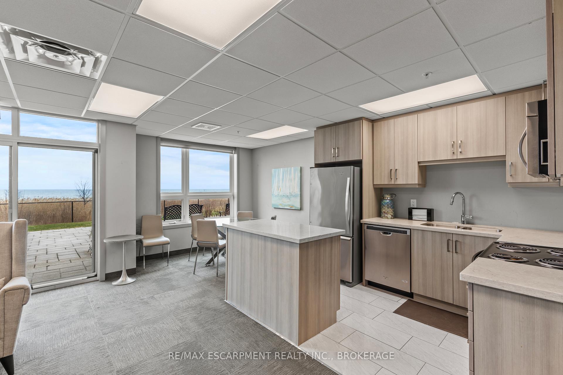 Photo 29 of Unit 230, 35 Southshore Crescent, Hamilton, Lakeshore — HOMEH