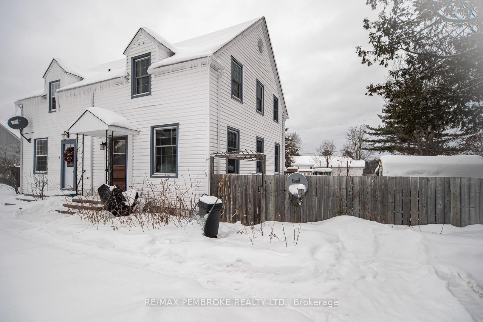 Photo 28 of 8 Wolfe Avenue, Deep River — HOMEH
