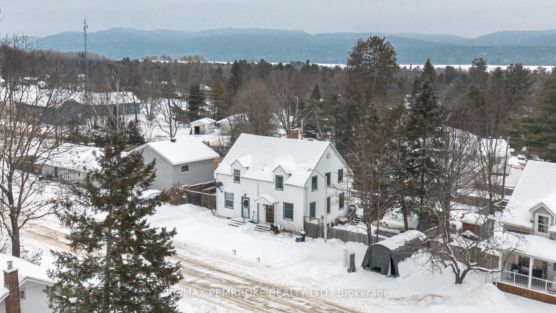 Photo 38 of 8 Wolfe Avenue, Deep River — HOMEH