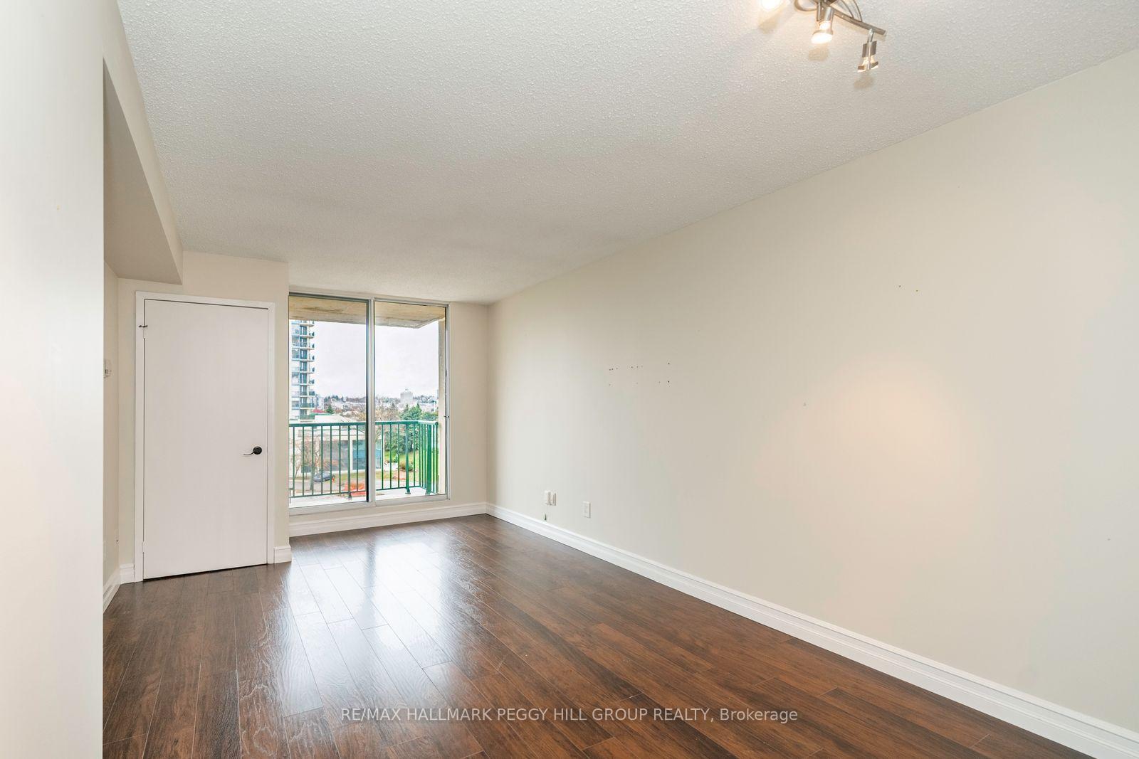Photo 2 of Unit 505, 75 Ellen Street, Barrie, City Centre — HOMEH
