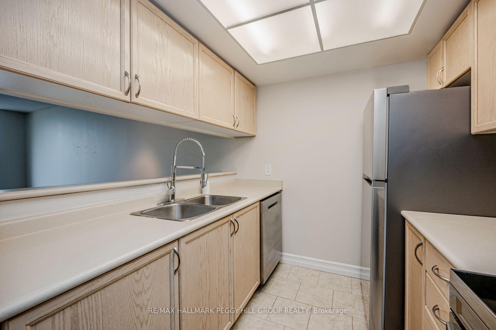 Photo 5 of Unit 505, 75 Ellen Street, Barrie, City Centre — HOMEH