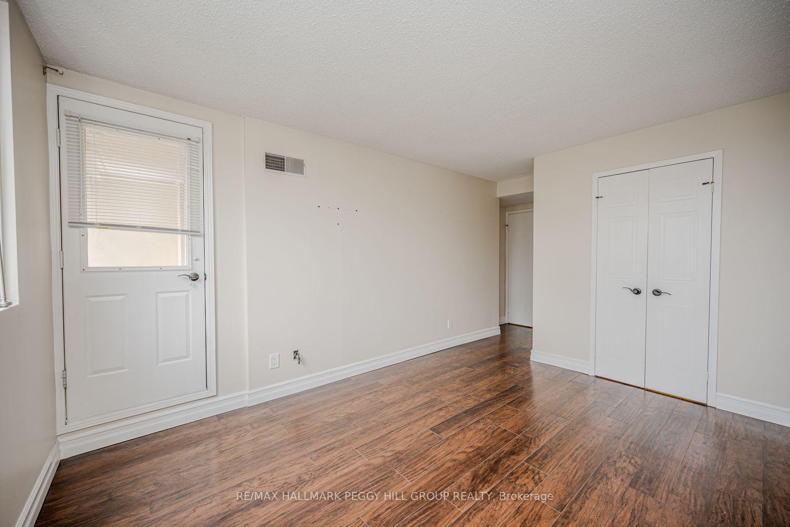 Photo 7 of Unit 505, 75 Ellen Street, Barrie, City Centre — HOMEH