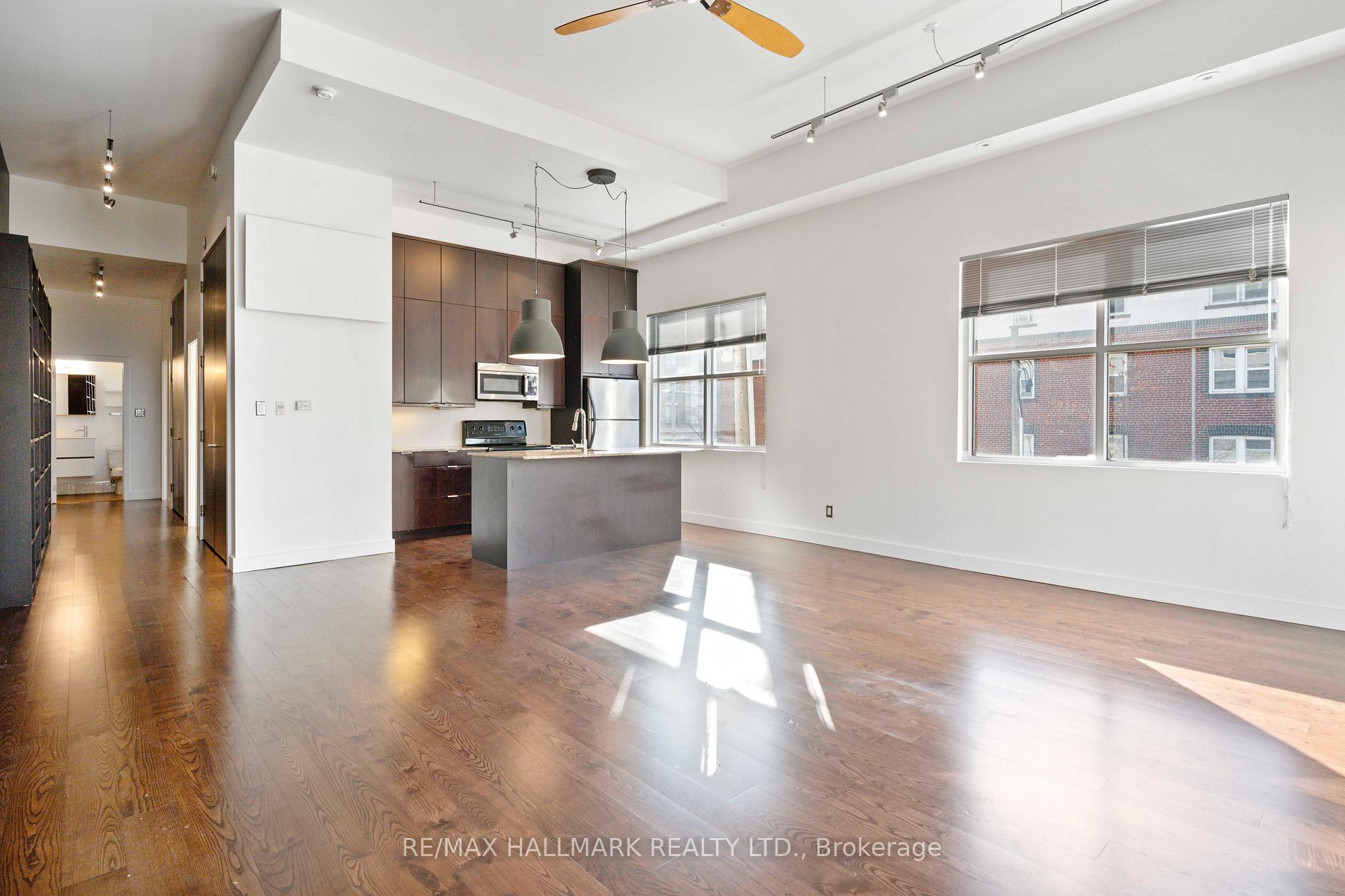 Photo 4 of Unit 202, 1842 Queen Street E, Toronto, The Beaches — HOMEH