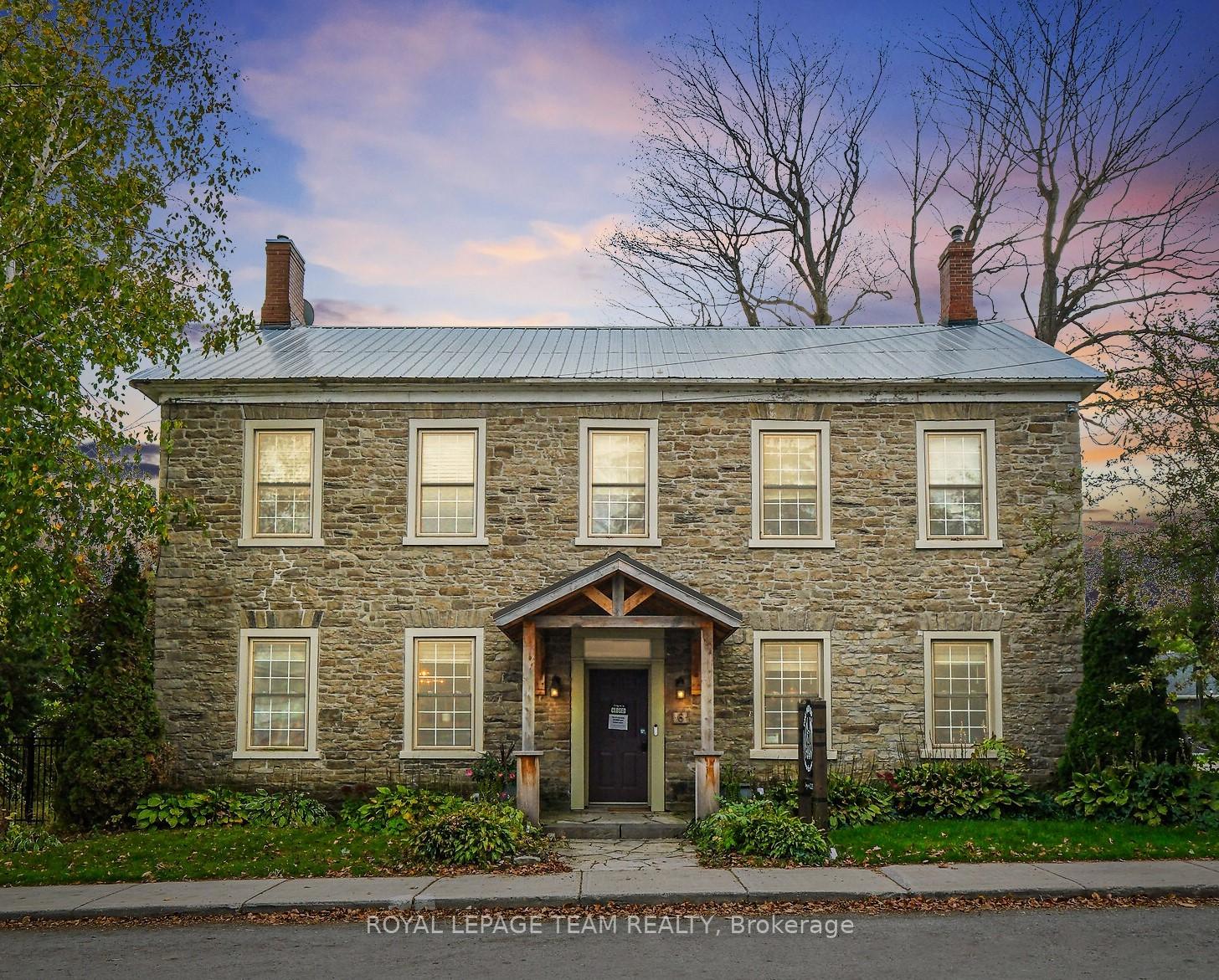 Front of 6 Spencer Street