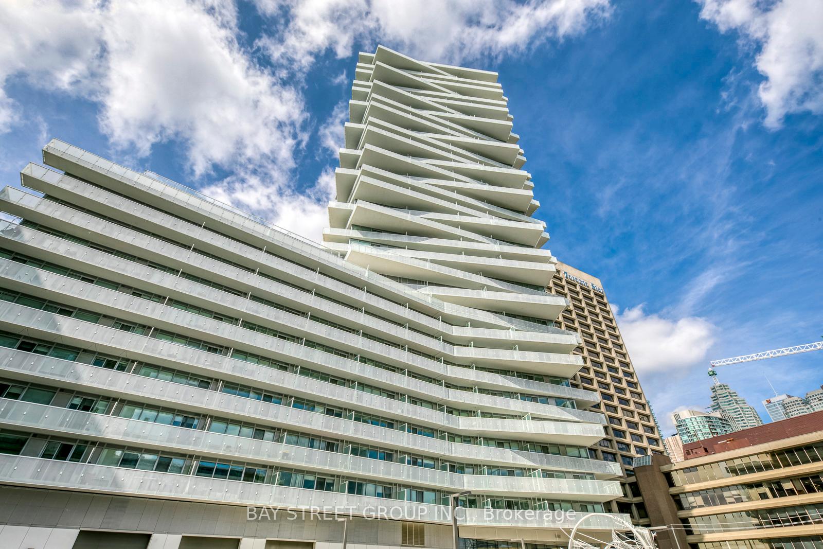 Photo 1 of Unit 624, 15 Queens Quay E, Toronto, Waterfront Communities — HOMEH