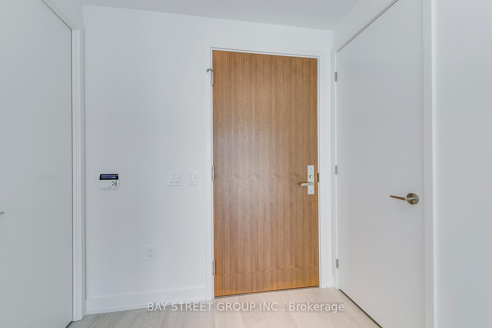 Photo 3 of Unit 624, 15 Queens Quay E, Toronto, Waterfront Communities — HOMEH