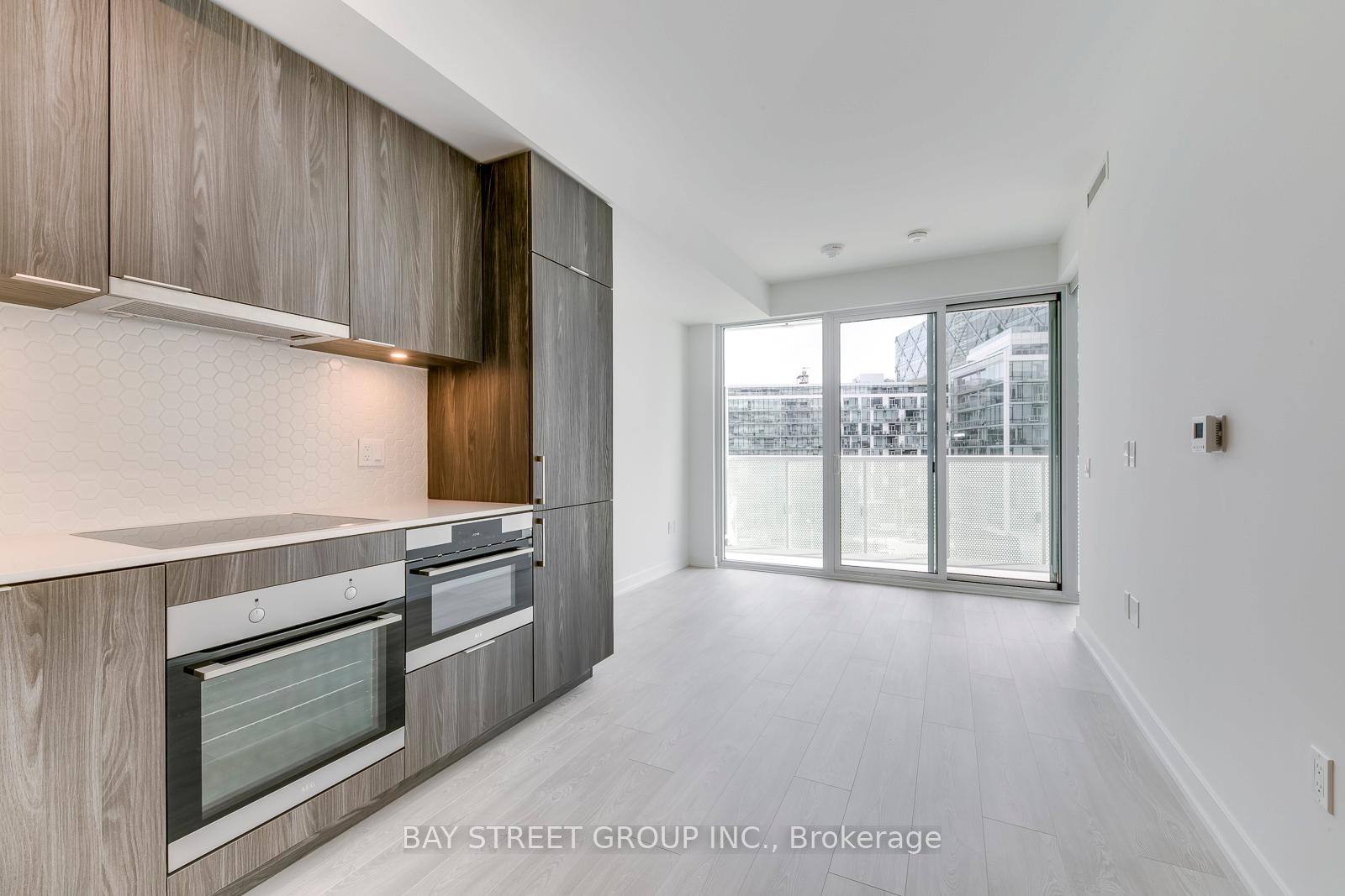 Photo 11 of Unit 624, 15 Queens Quay E, Toronto, Waterfront Communities — HOMEH