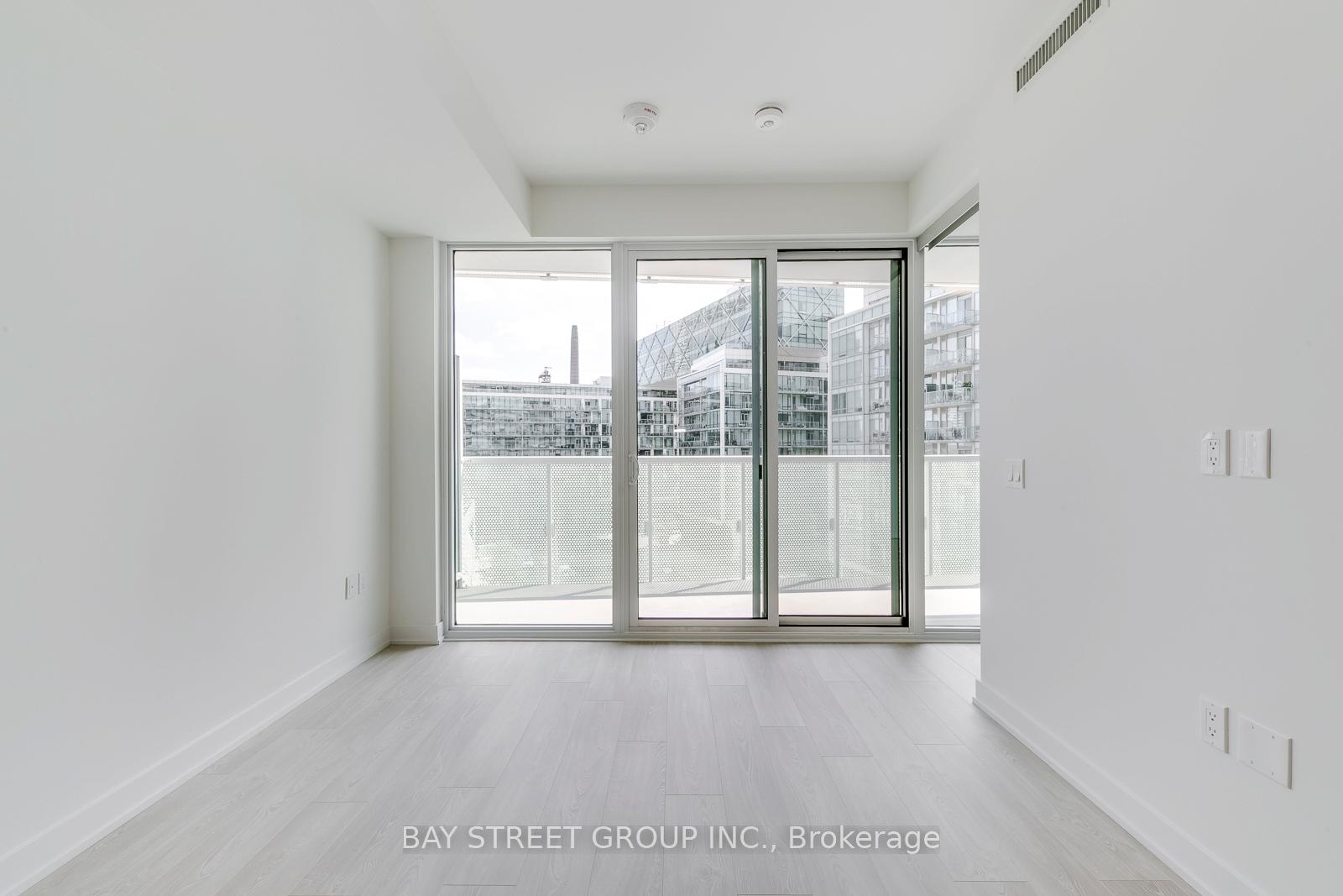 Photo 12 of Unit 624, 15 Queens Quay E, Toronto, Waterfront Communities — HOMEH
