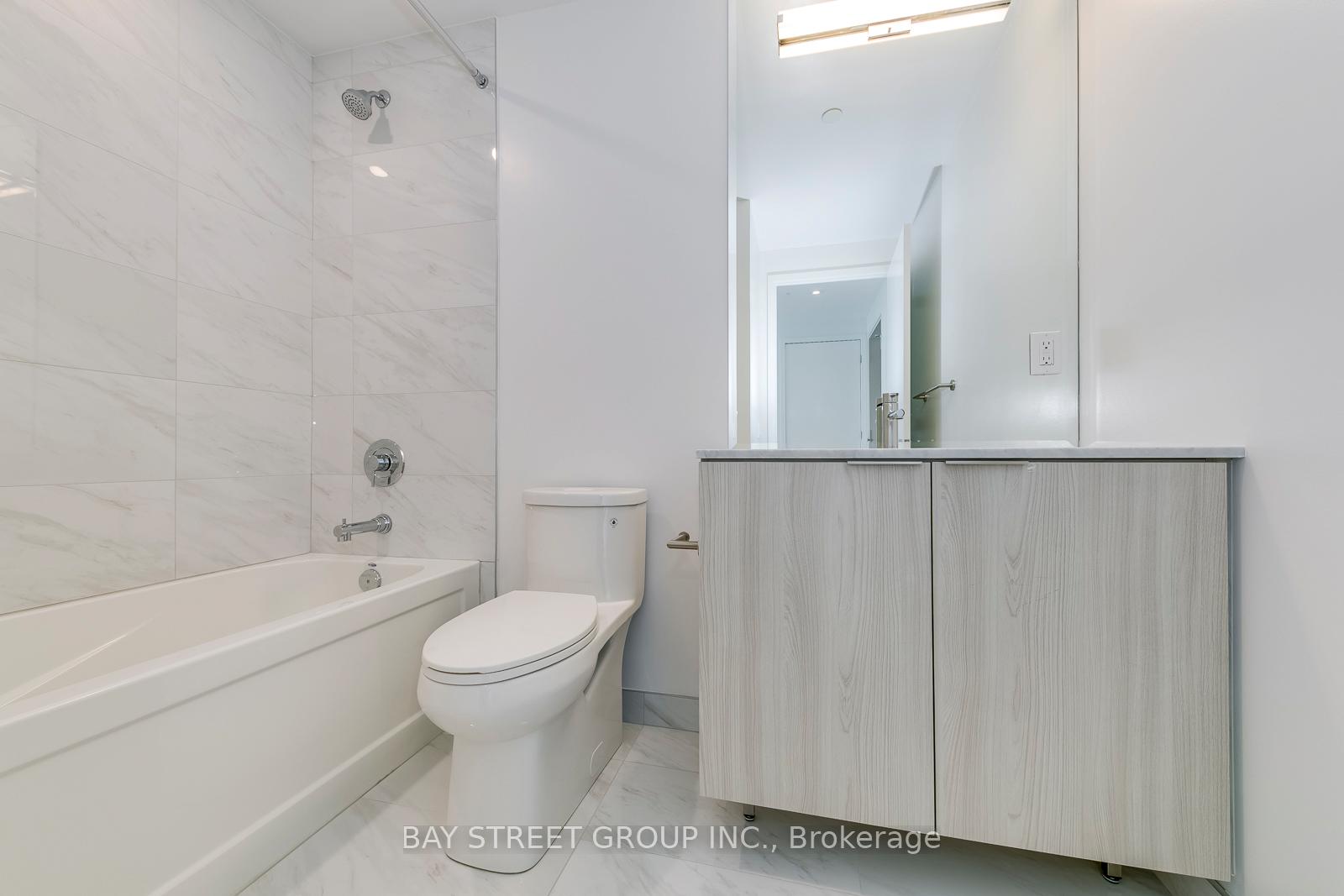 Photo 16 of Unit 624, 15 Queens Quay E, Toronto, Waterfront Communities — HOMEH