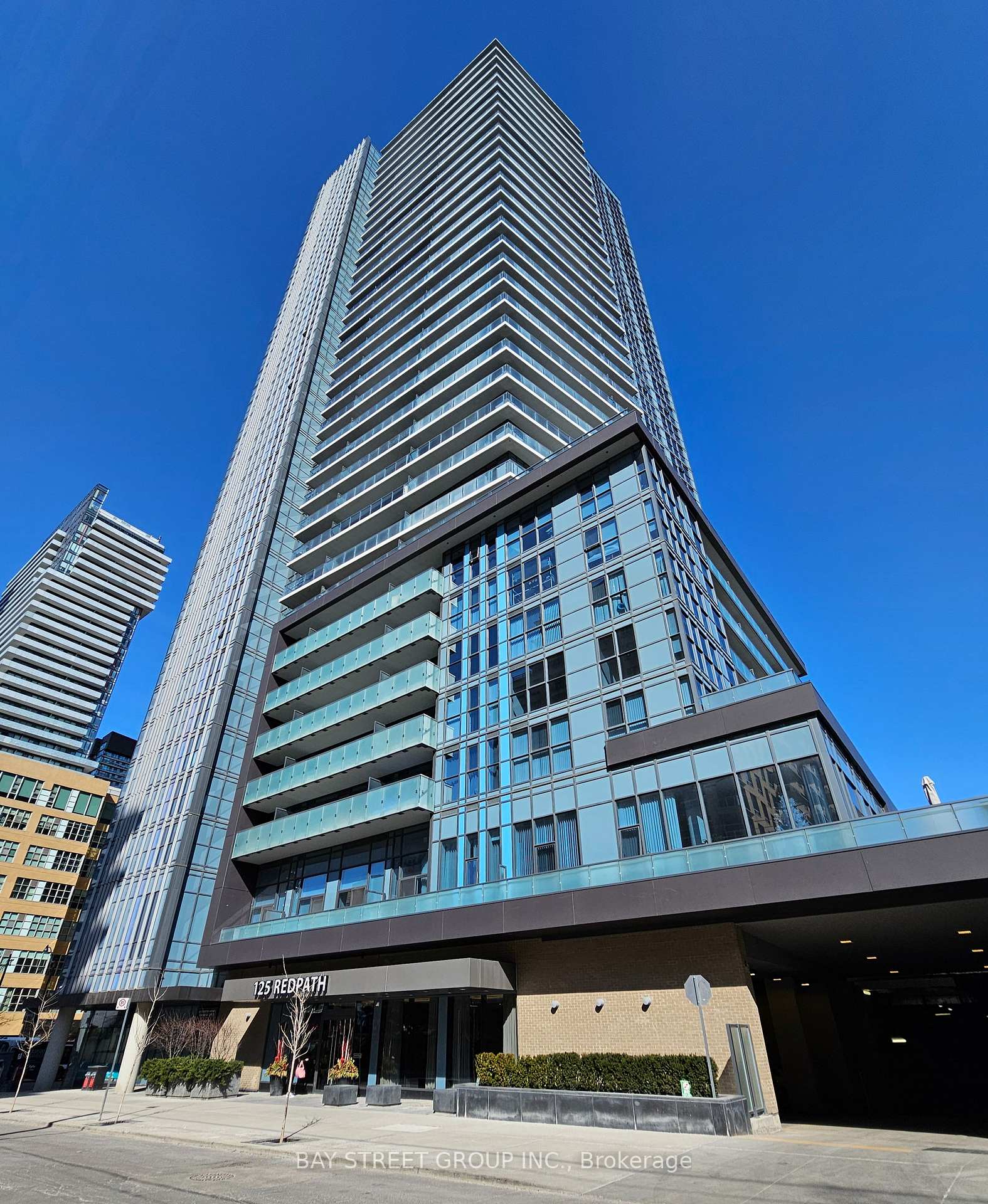 Front of Unit 1205, 125 Redpath Avenue