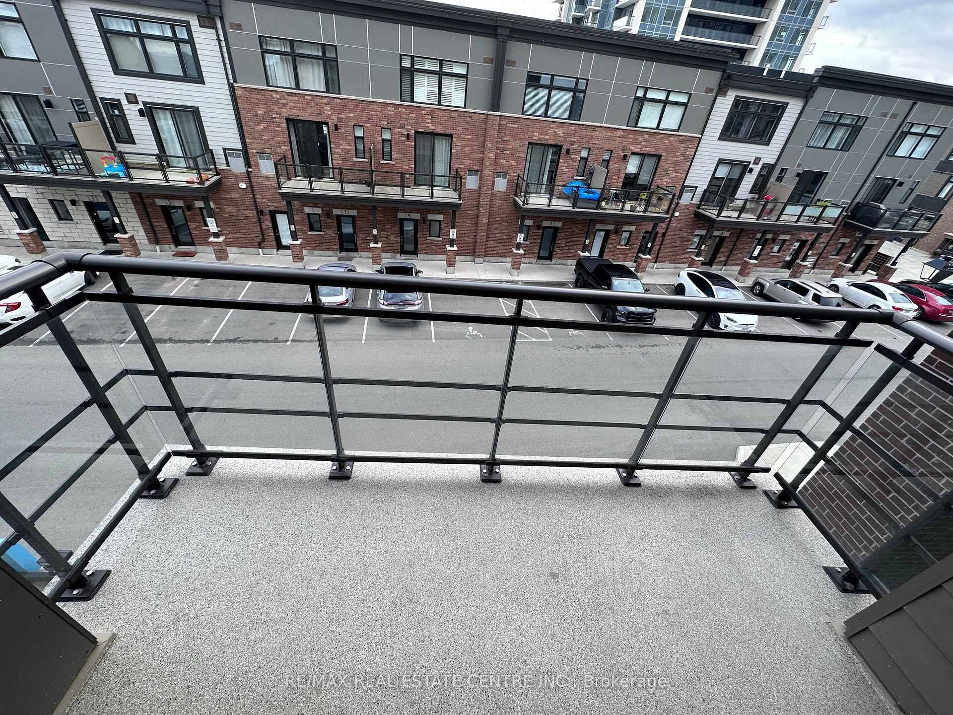 Photo 11 of Unit 313, 10 Esplanade Lane, Grimsby, Grimsby Beach — HOMEH