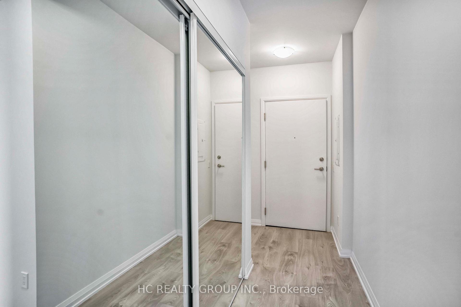 Photo 3 of Unit Lph10, 7895 Jane Street, Vaughan, Concord — HOMEH