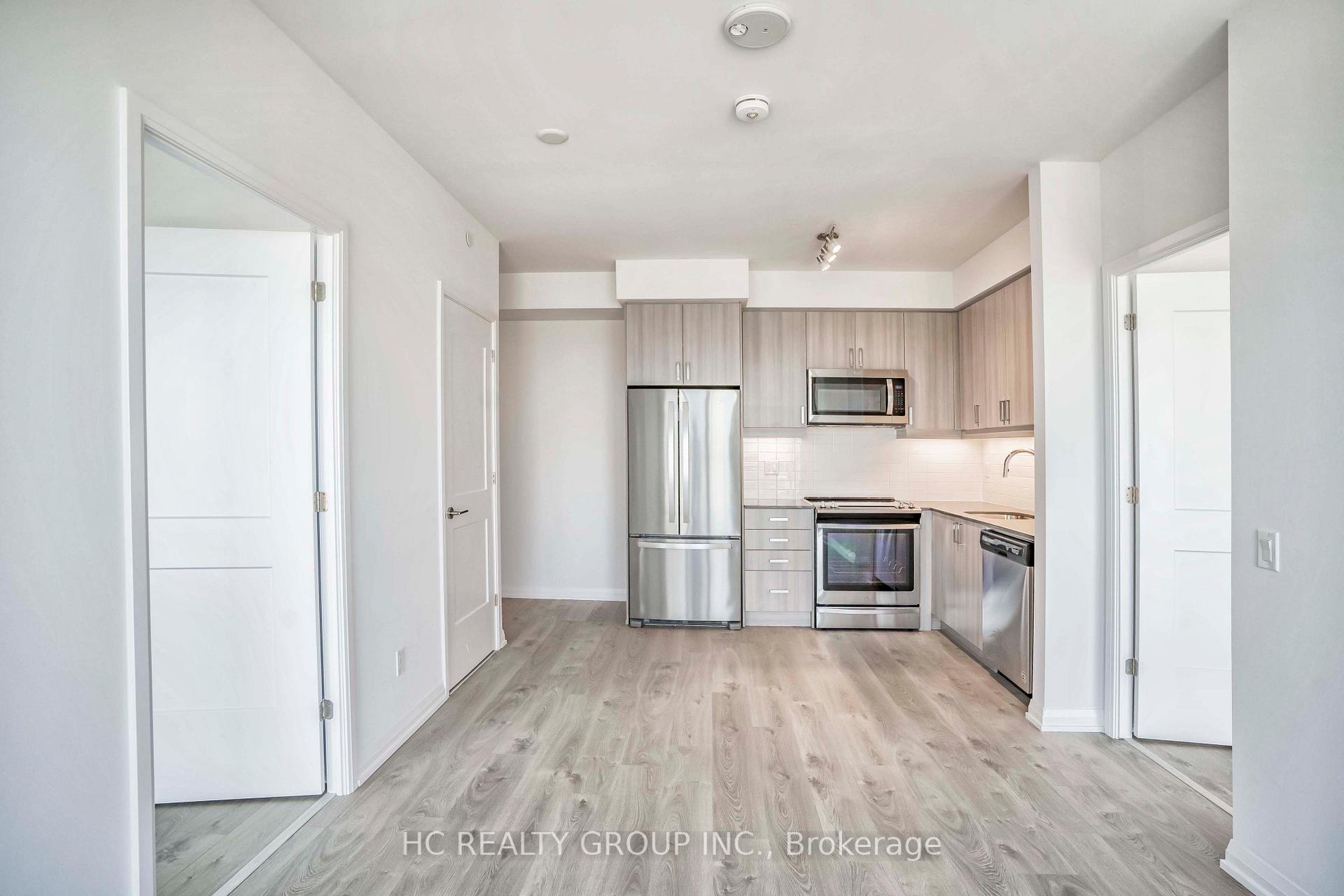 Photo 7 of Unit Lph10, 7895 Jane Street, Vaughan, Concord — HOMEH