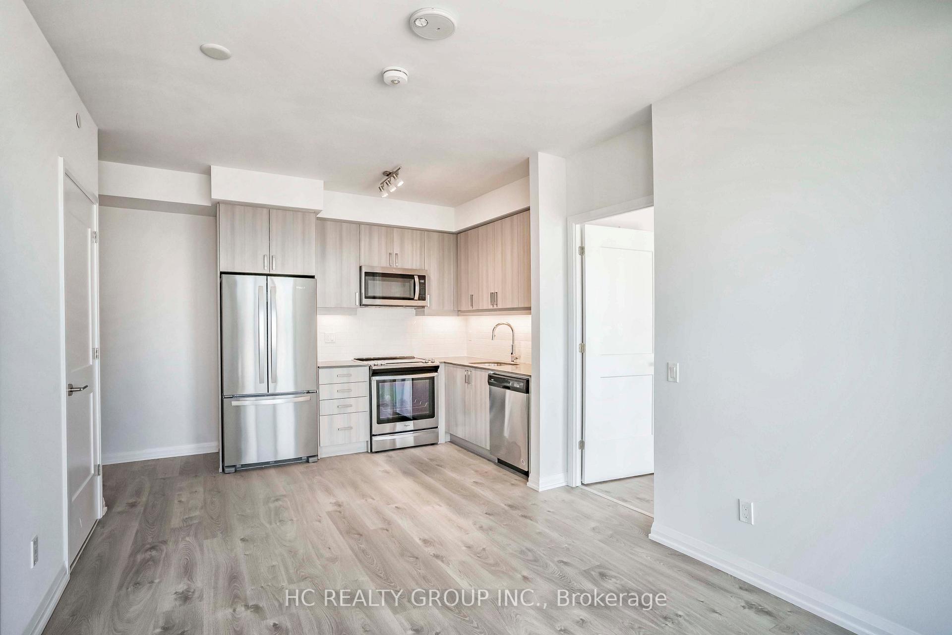 Photo 8 of Unit Lph10, 7895 Jane Street, Vaughan, Concord — HOMEH