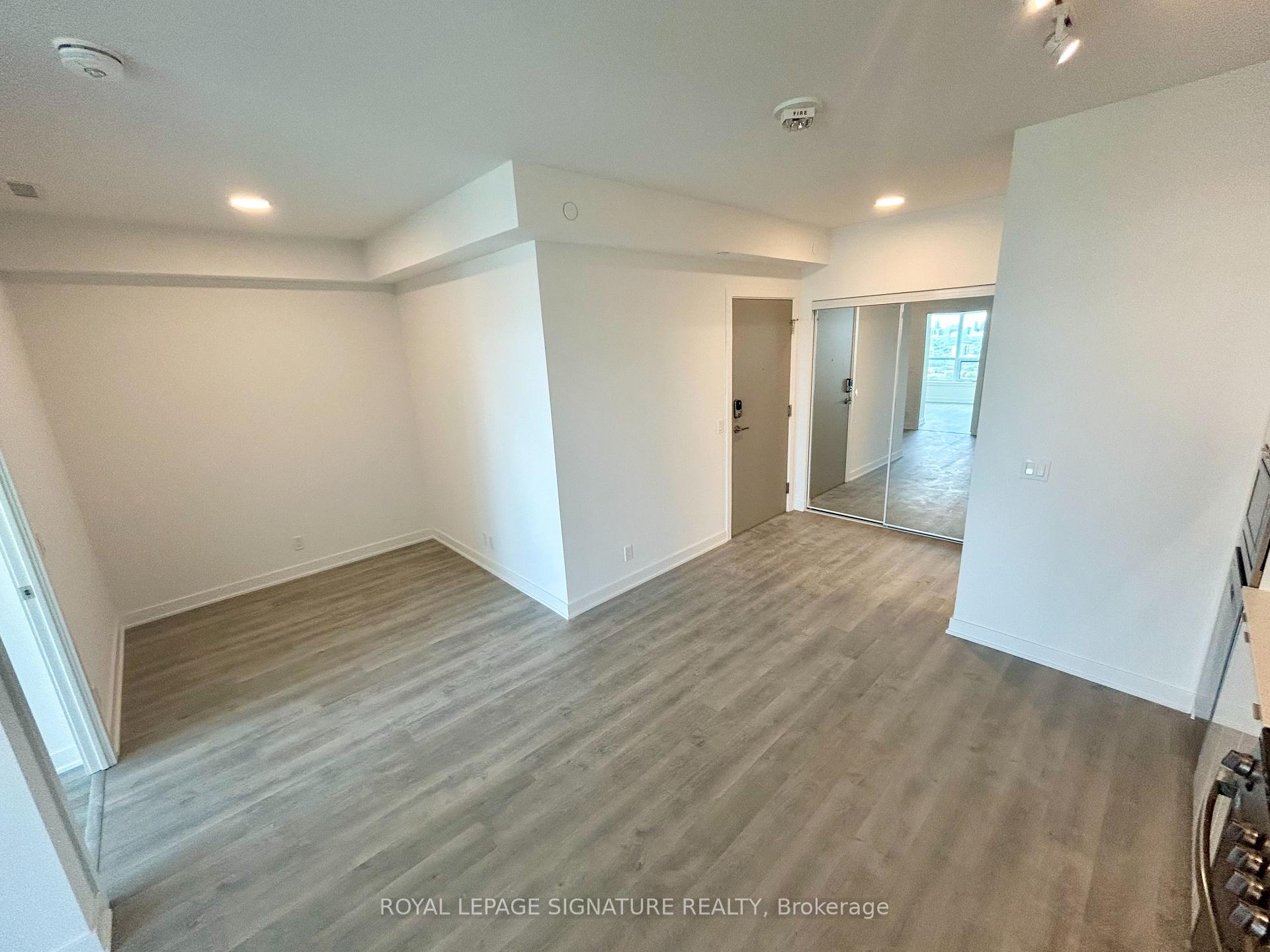 Photo 16 of Unit 2401, 30 Upper Mall Way, Vaughan, Brownridge — HOMEH