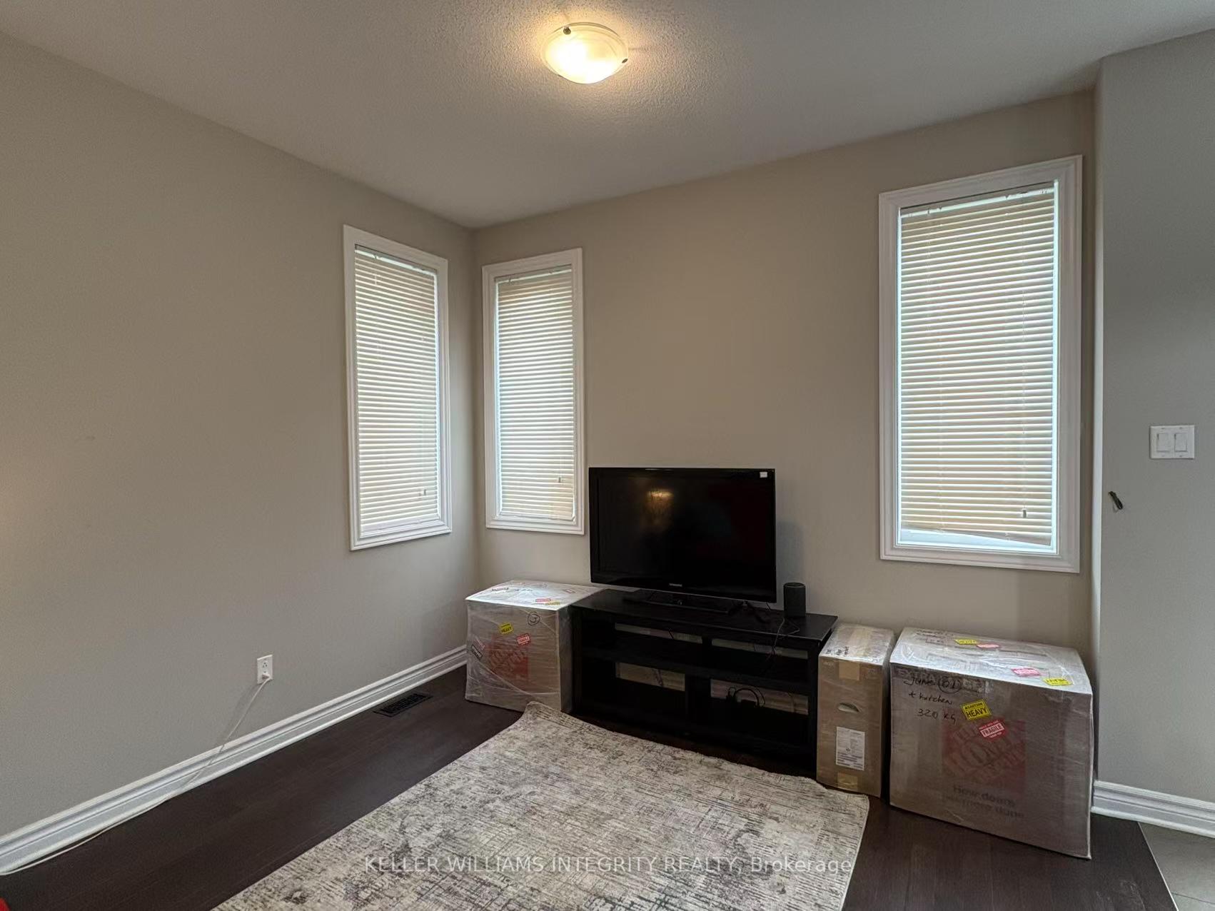 Photo 6 of 2516 Waterlilly Way, Ottawa, Barrhaven - Heritage Park — HOMEH